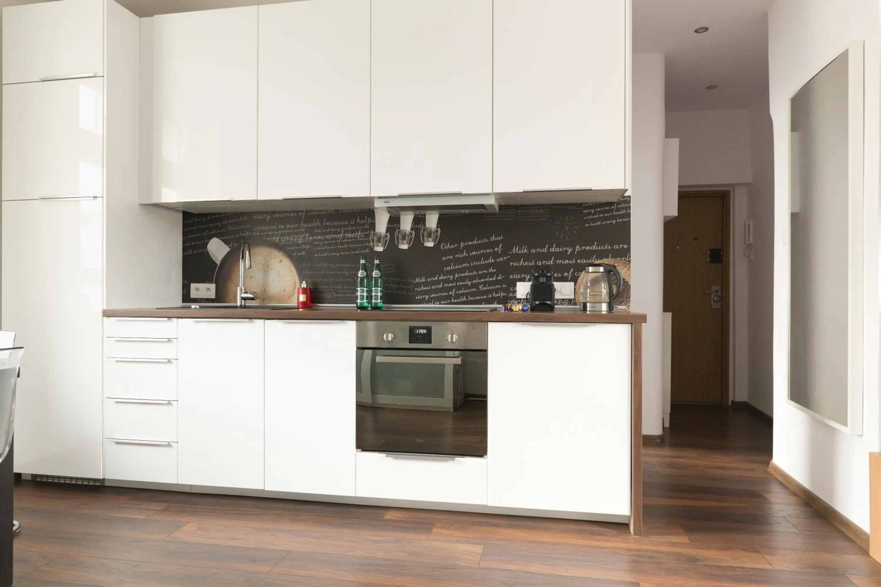 Coffee/tea facilities in Apartament Chmielna by Your Freedom