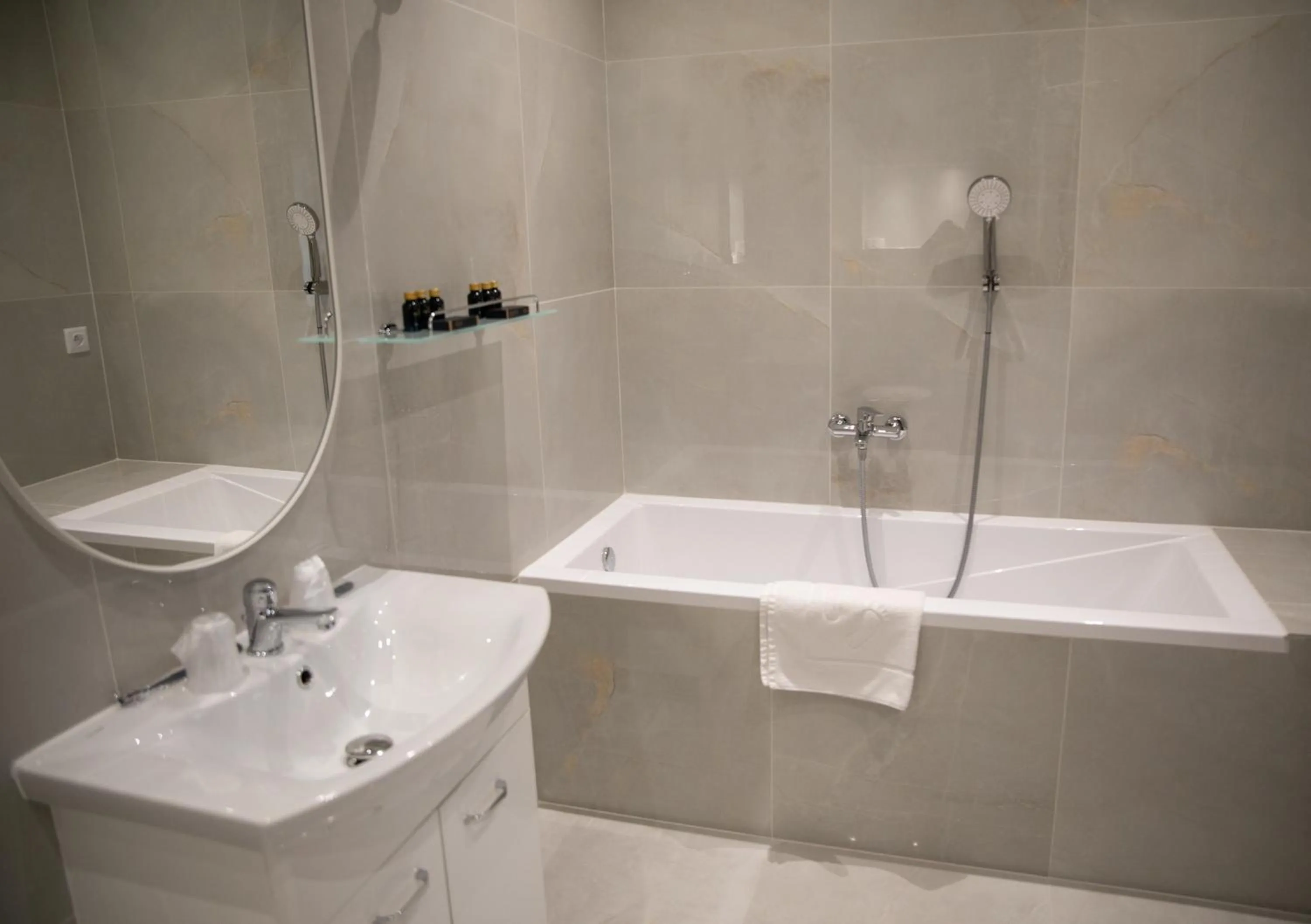 Bathroom in Hotel Piast