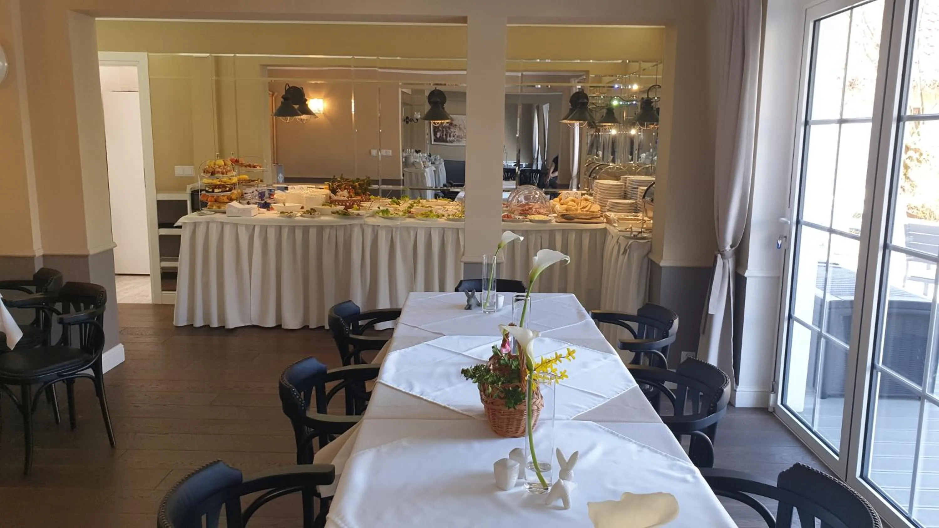 Restaurant/places to eat in Villa Astra Baltica