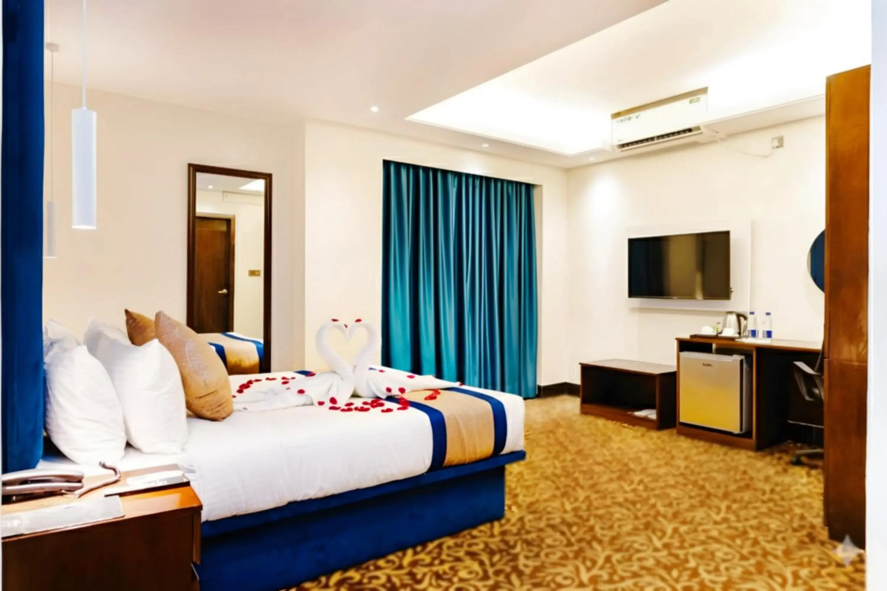 Bedroom, Bed in Marco Polo Dhaka Bedroom, Bed in Marco Polo Dhaka