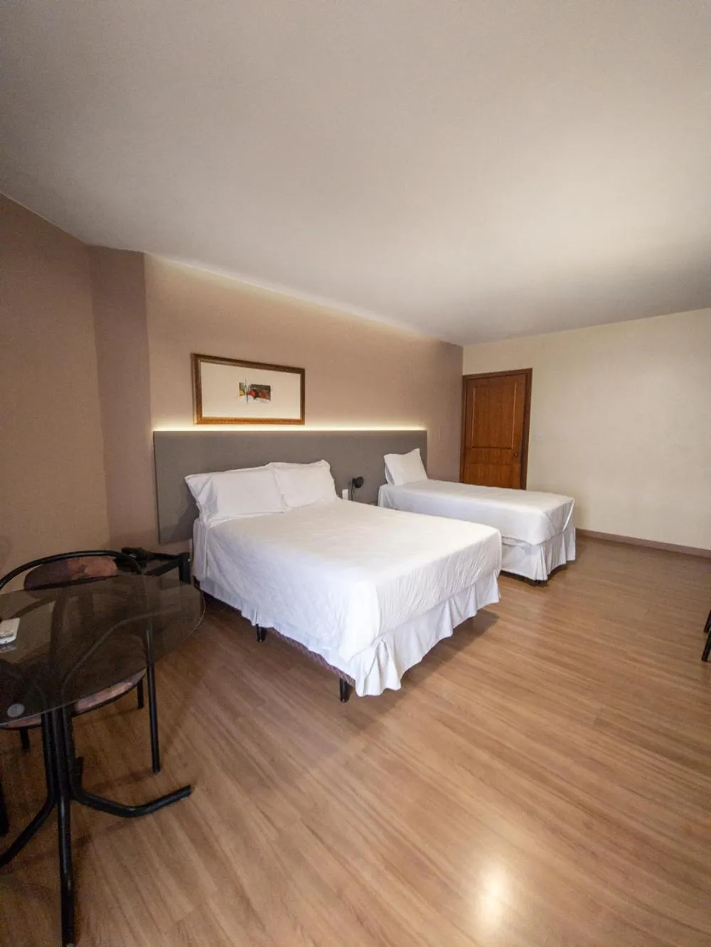 Bed in Hotel Mont Blanc