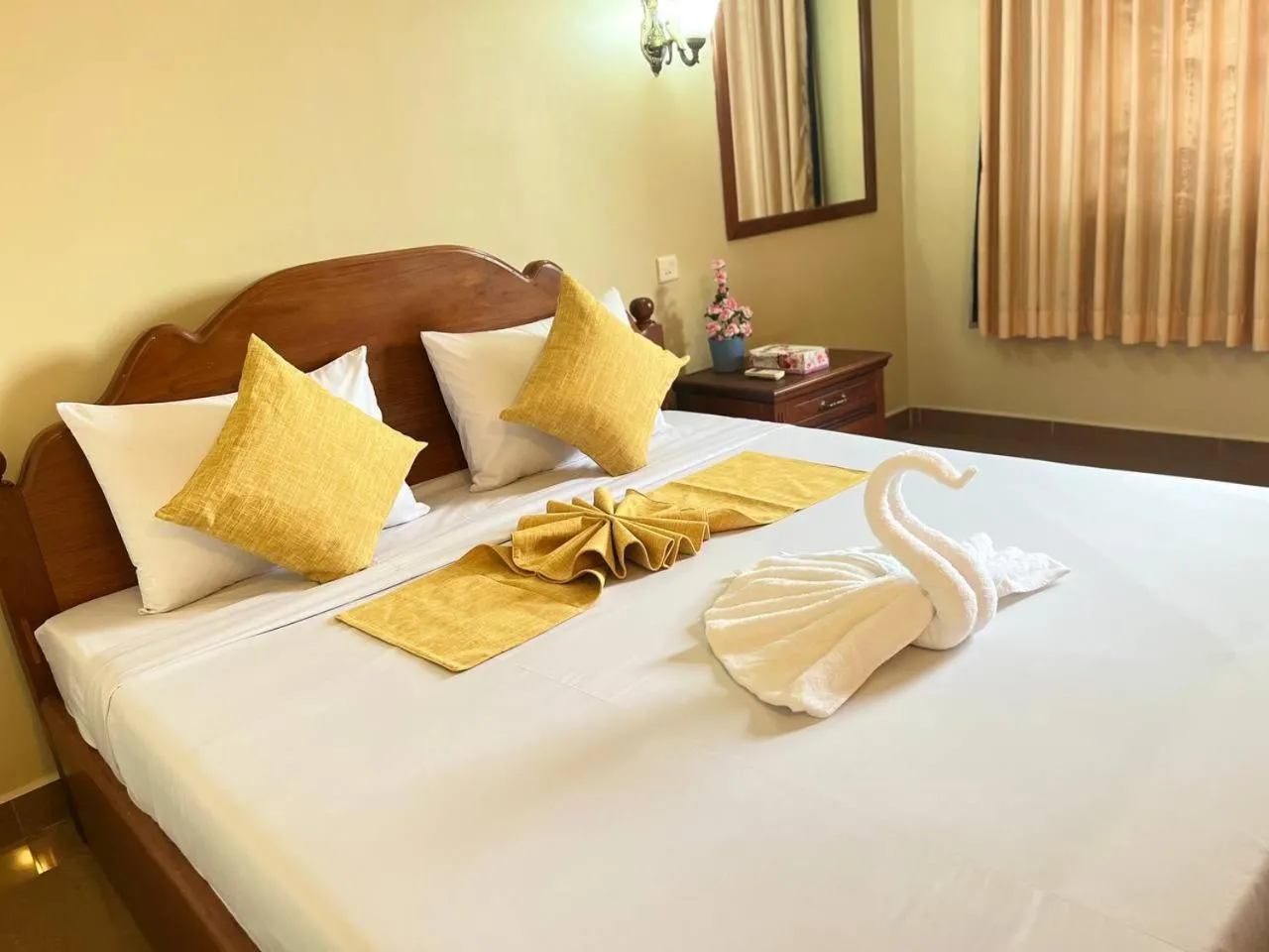 Bed in RatanakCity hotel