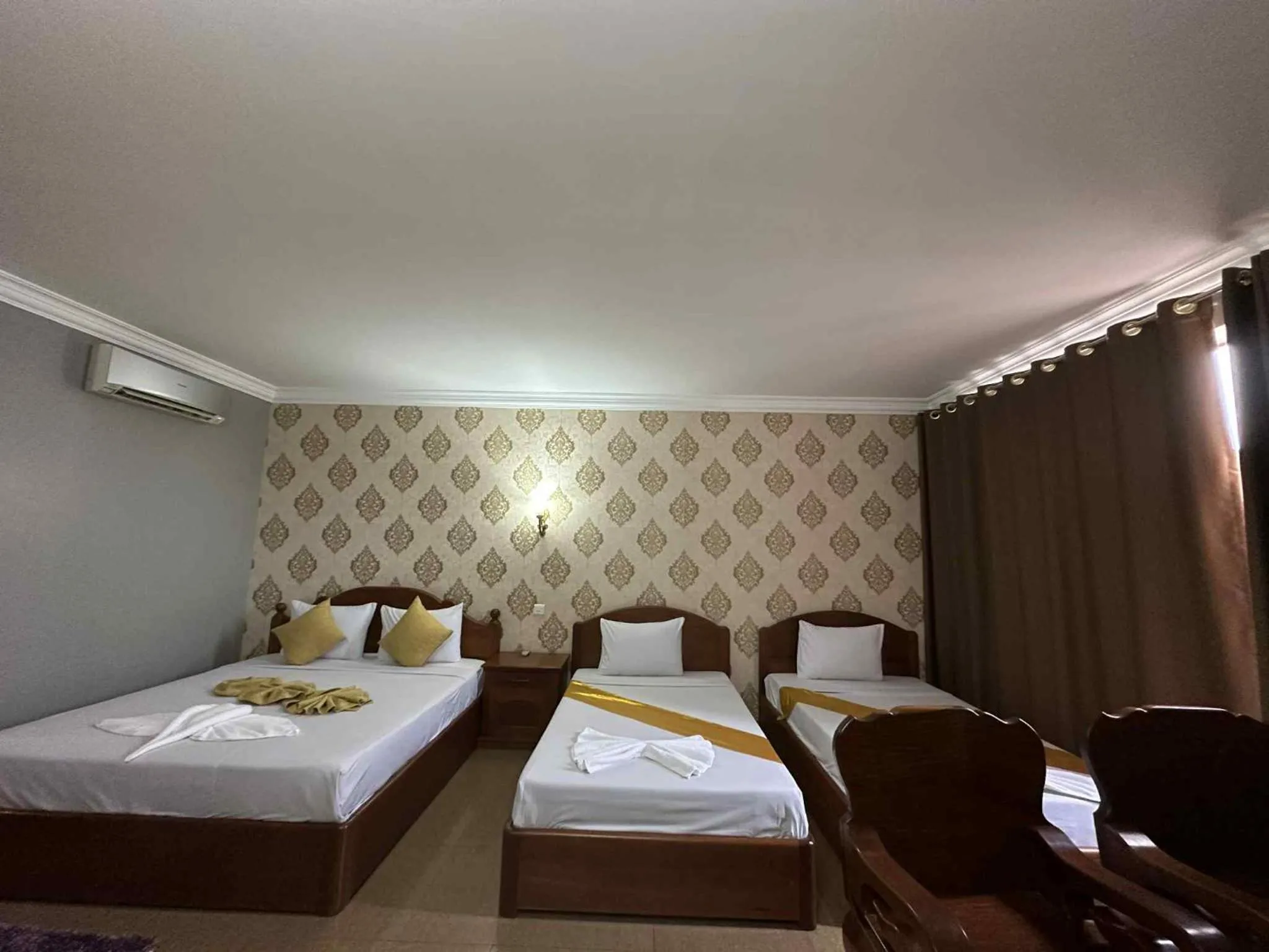 Bed in RatanakCity hotel