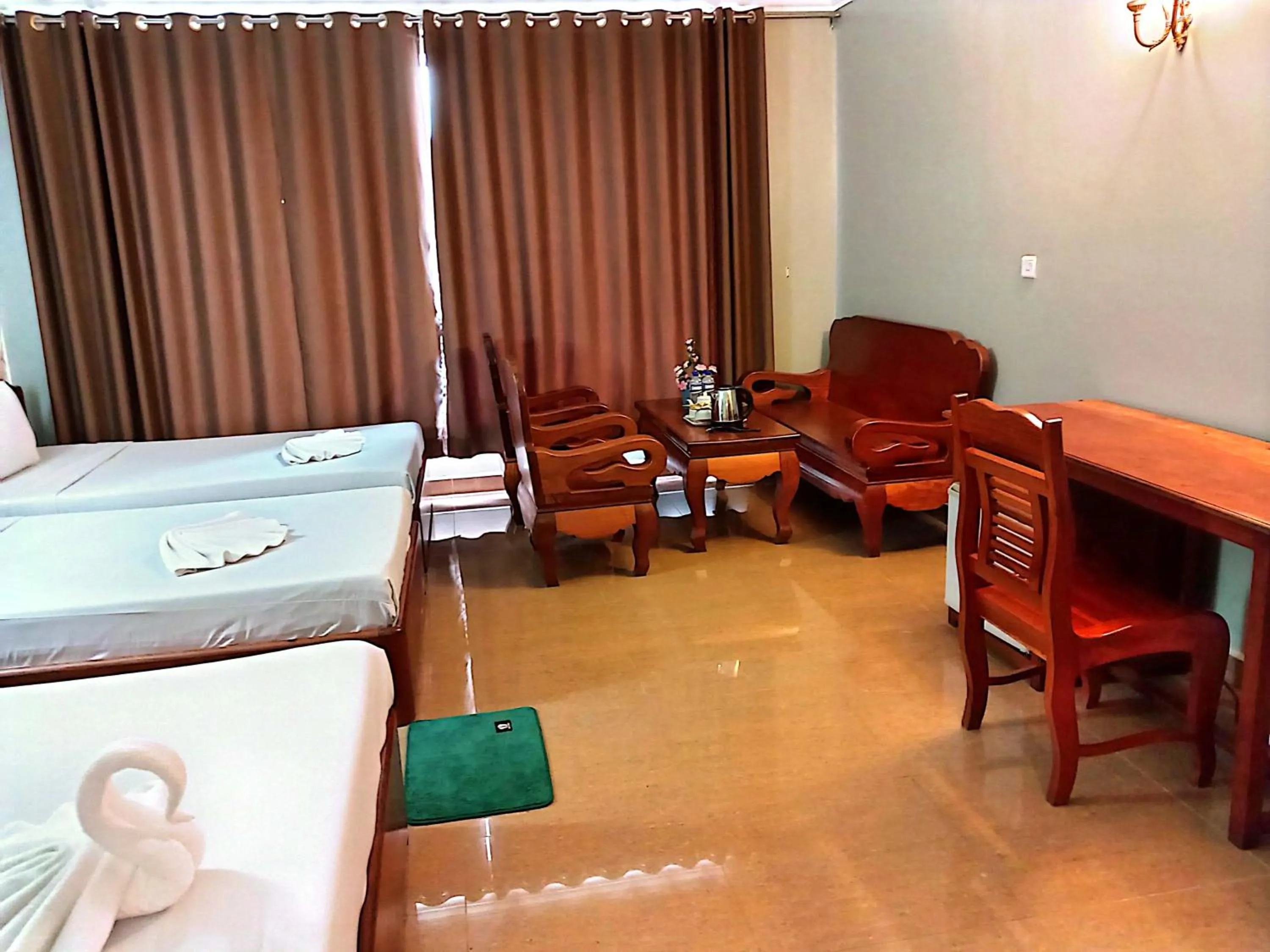 Bed in RatanakCity hotel