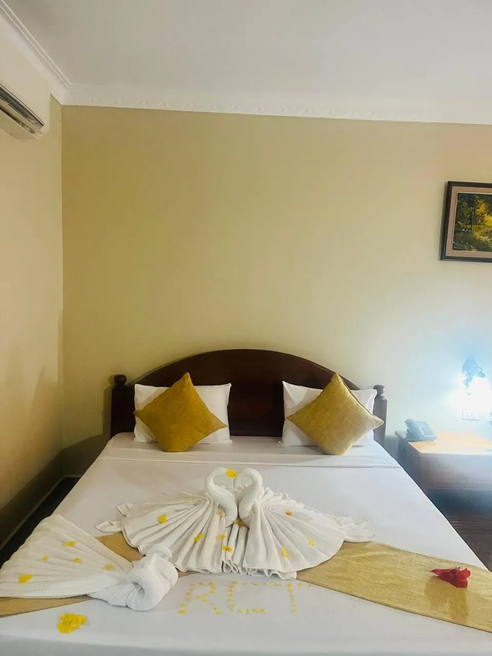 Bed in RatanakCity hotel