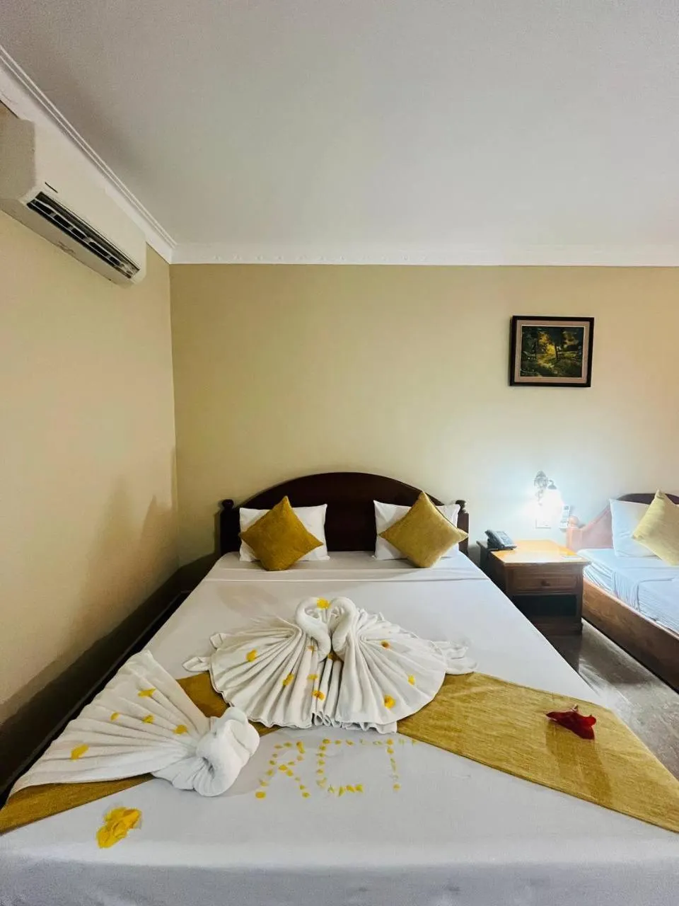 Bed in RatanakCity hotel