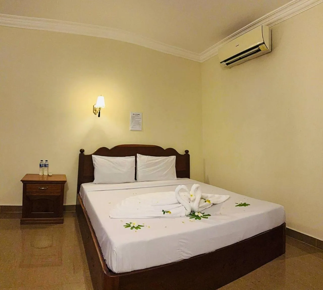 Bed in RatanakCity hotel
