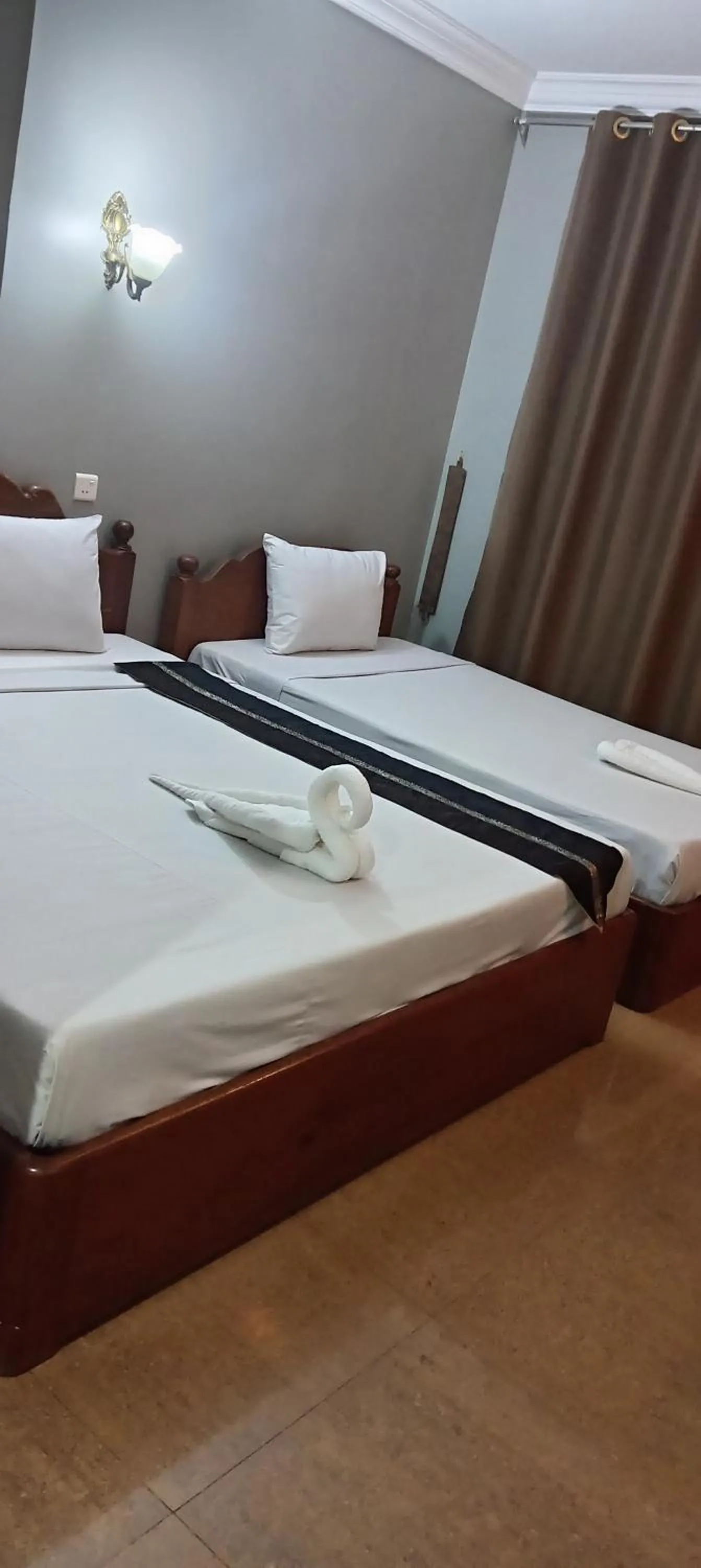 Bed in RatanakCity hotel