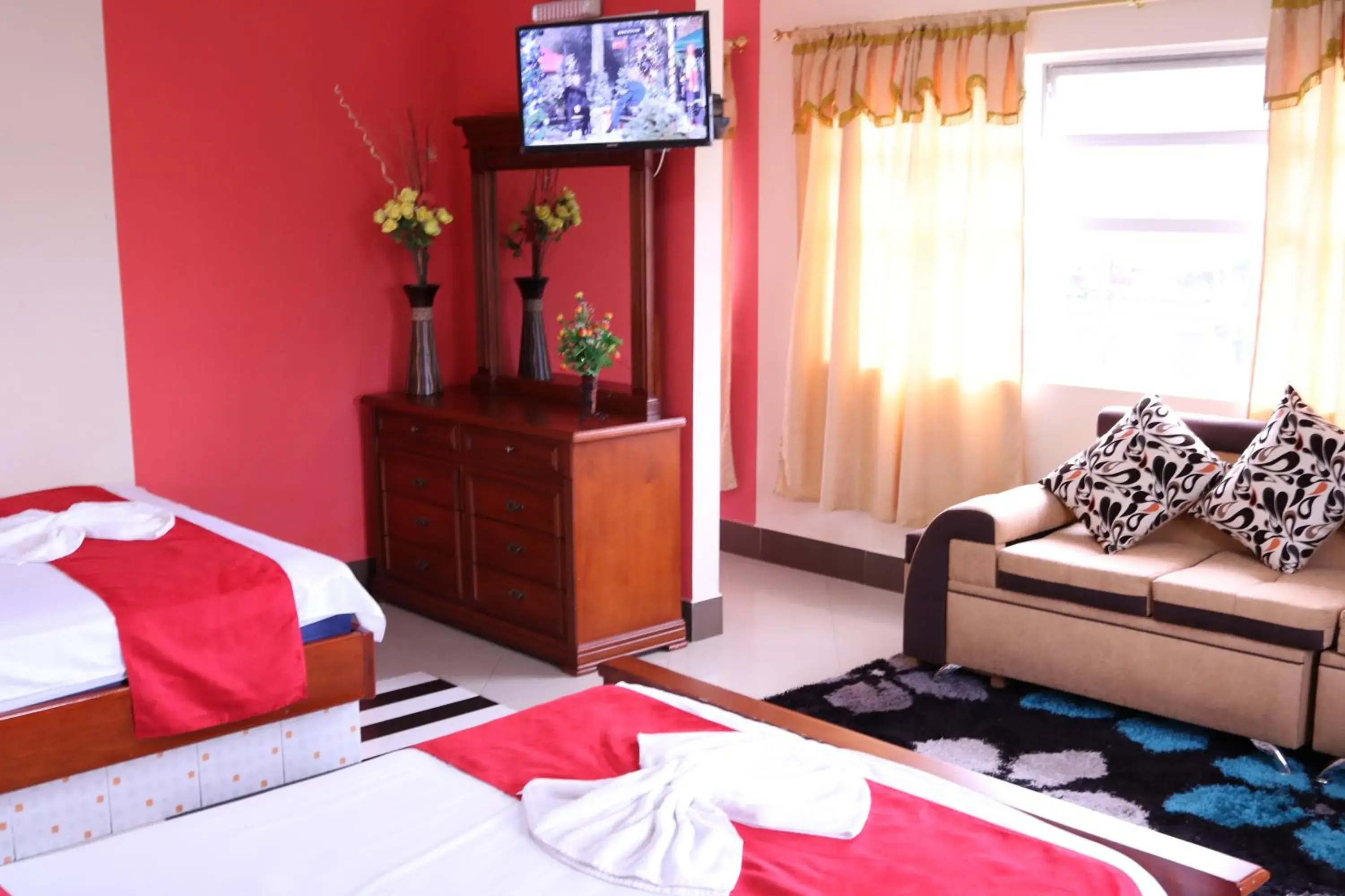 Deluxe Family Suite in Hotel Platinum Class Deluxe Family Suite in Hotel Platinum Class