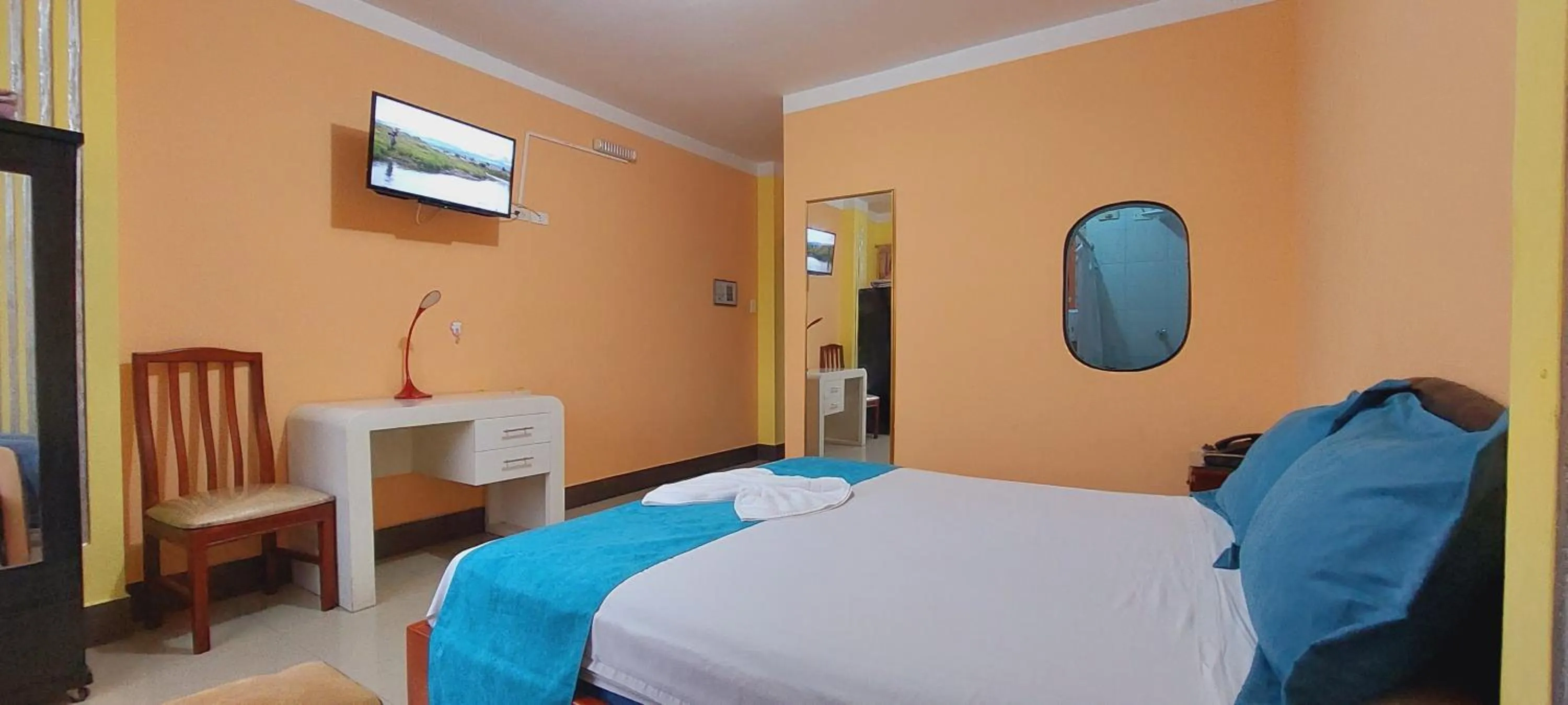 Photo of the whole room, Bed in Hotel Platinum Class