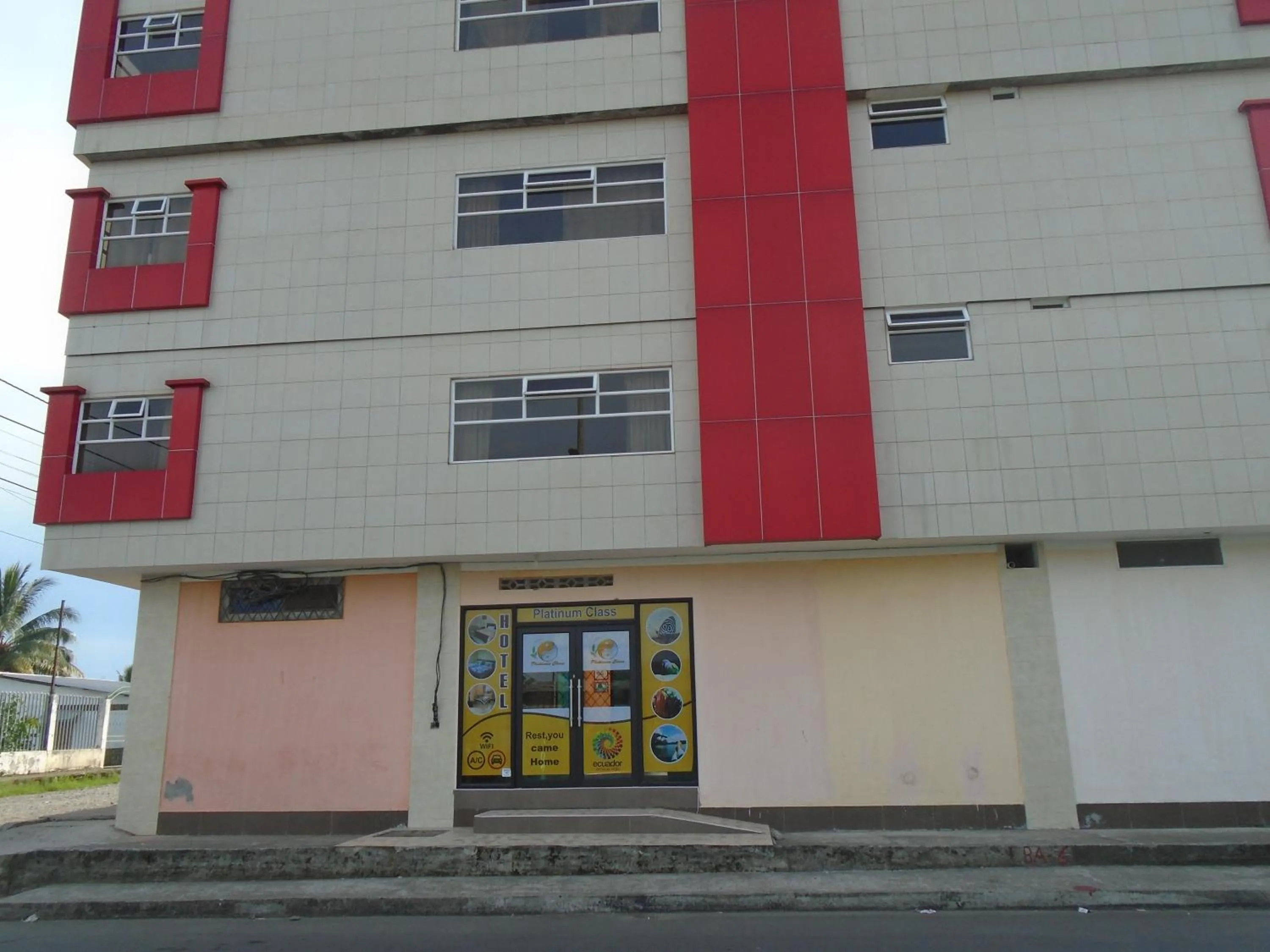 Decorative detail in Hotel Platinum Class