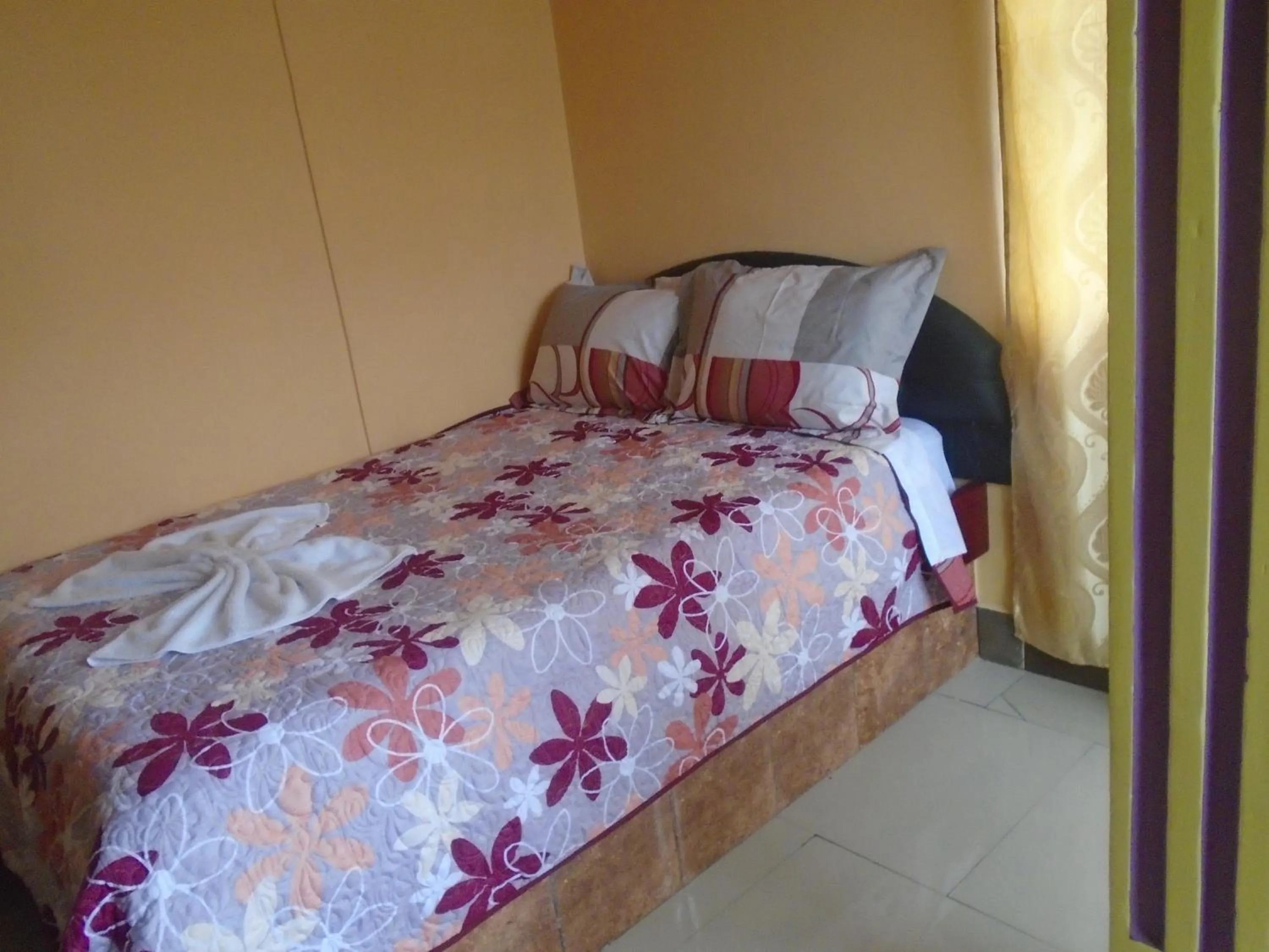 Bed in Hotel Platinum Class