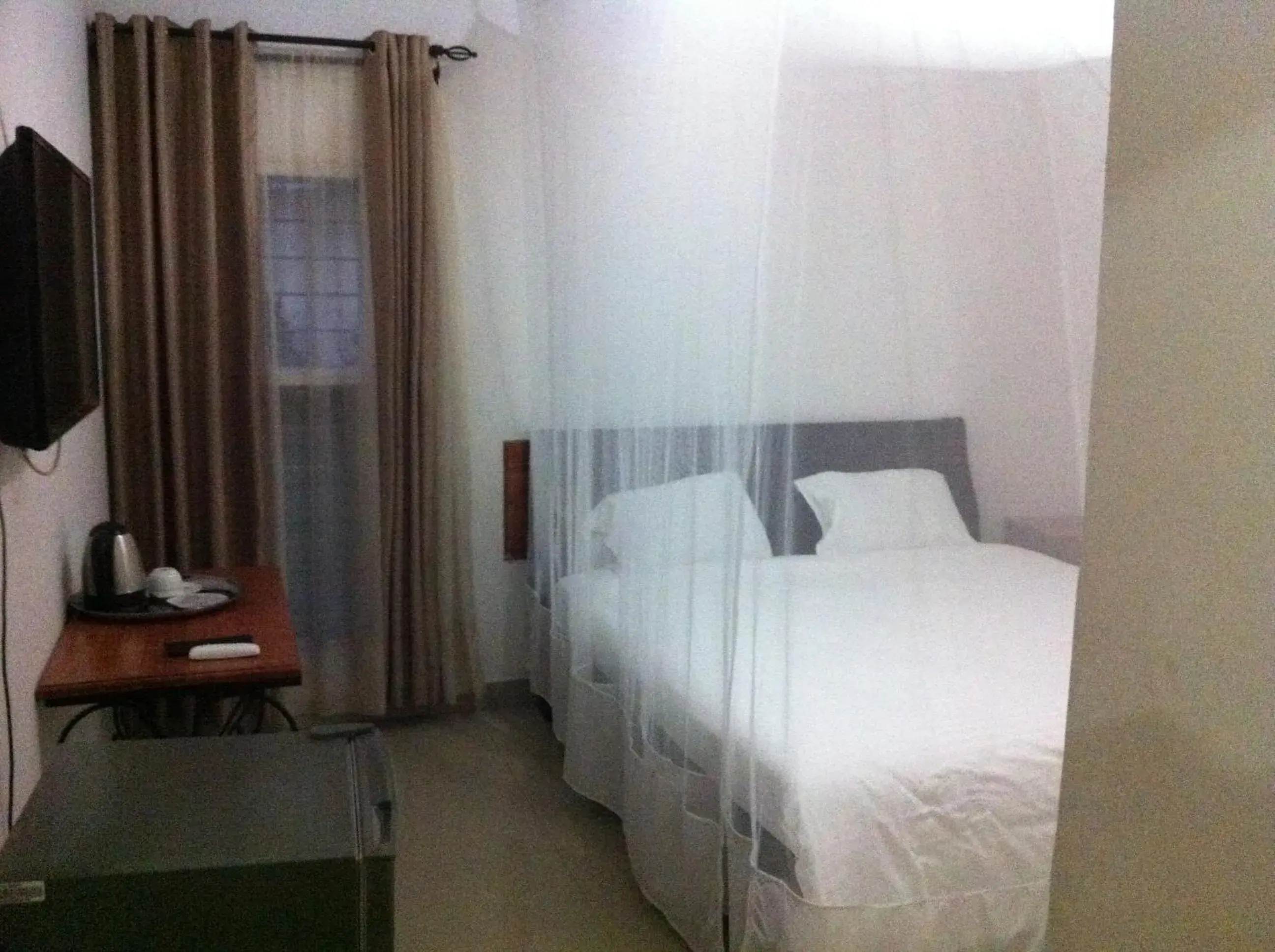 Deluxe Double Room with Bath in Kuku Royal Lodge Deluxe Double Room with Bath in Kuku Royal Lodge