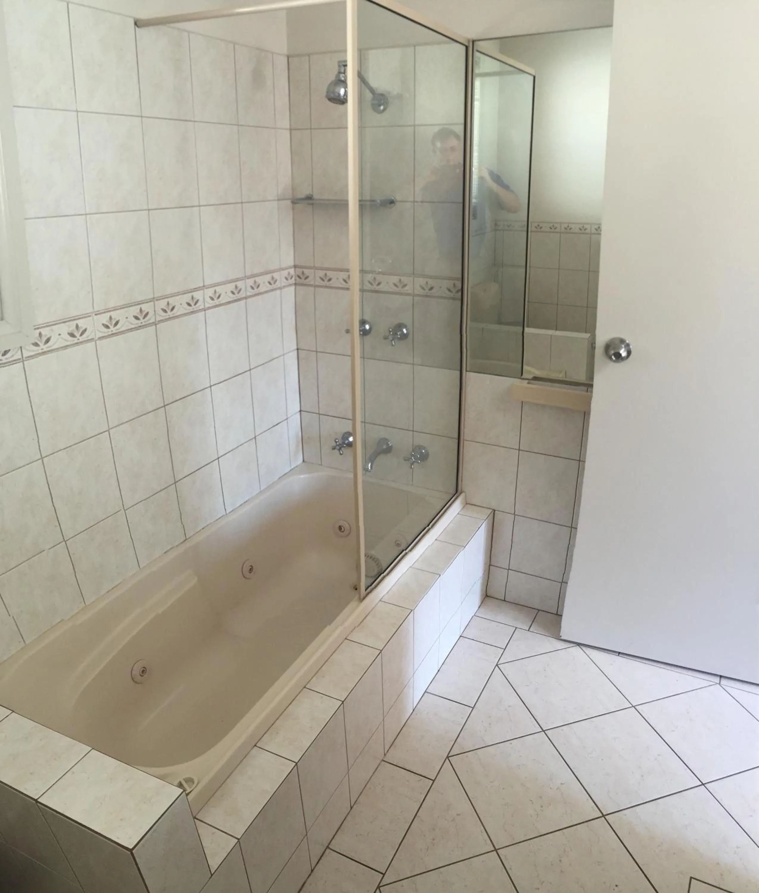 Shower in Dockside Waterfront Indulgence