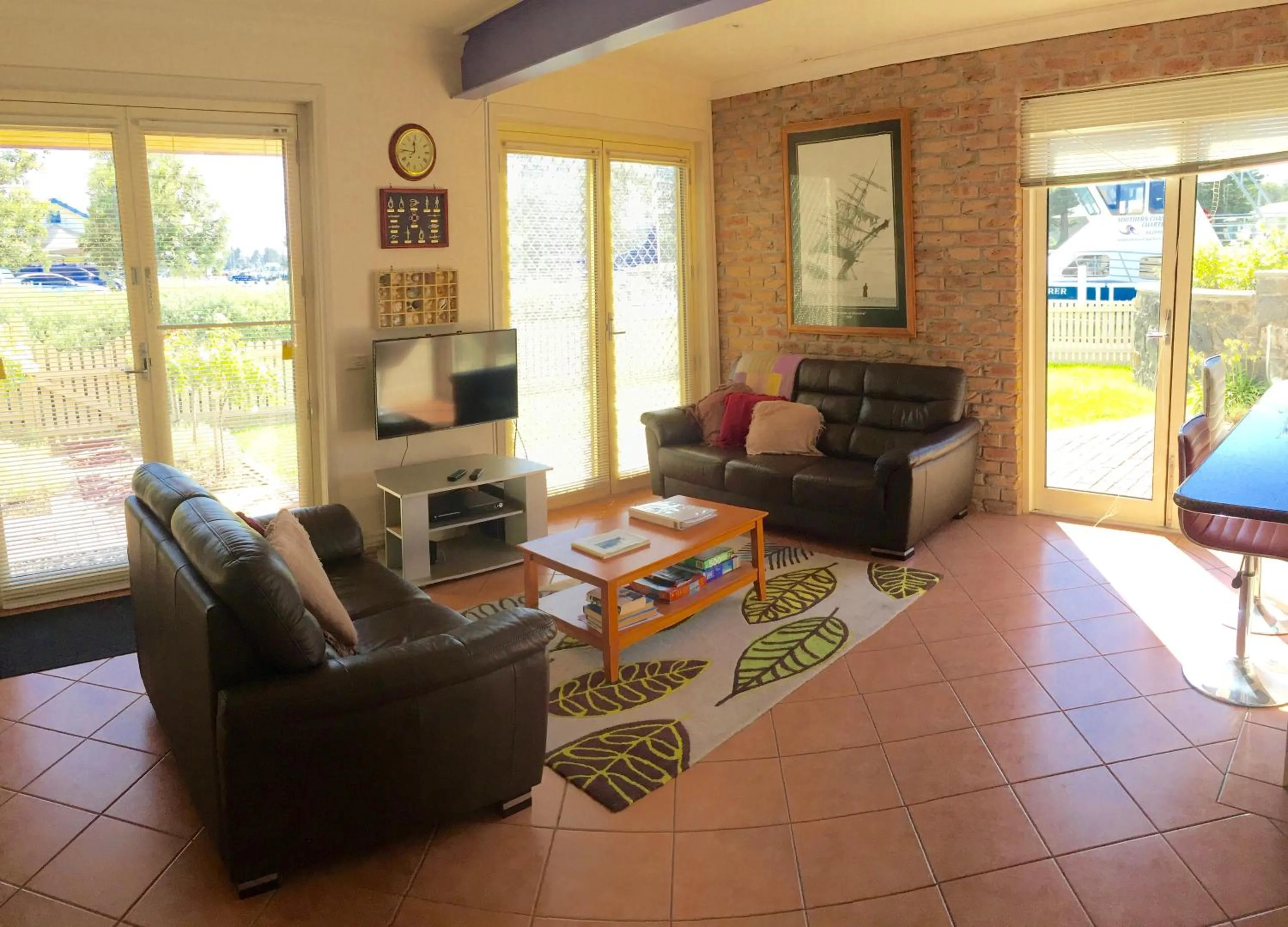 Living room in Dockside Waterfront Indulgence