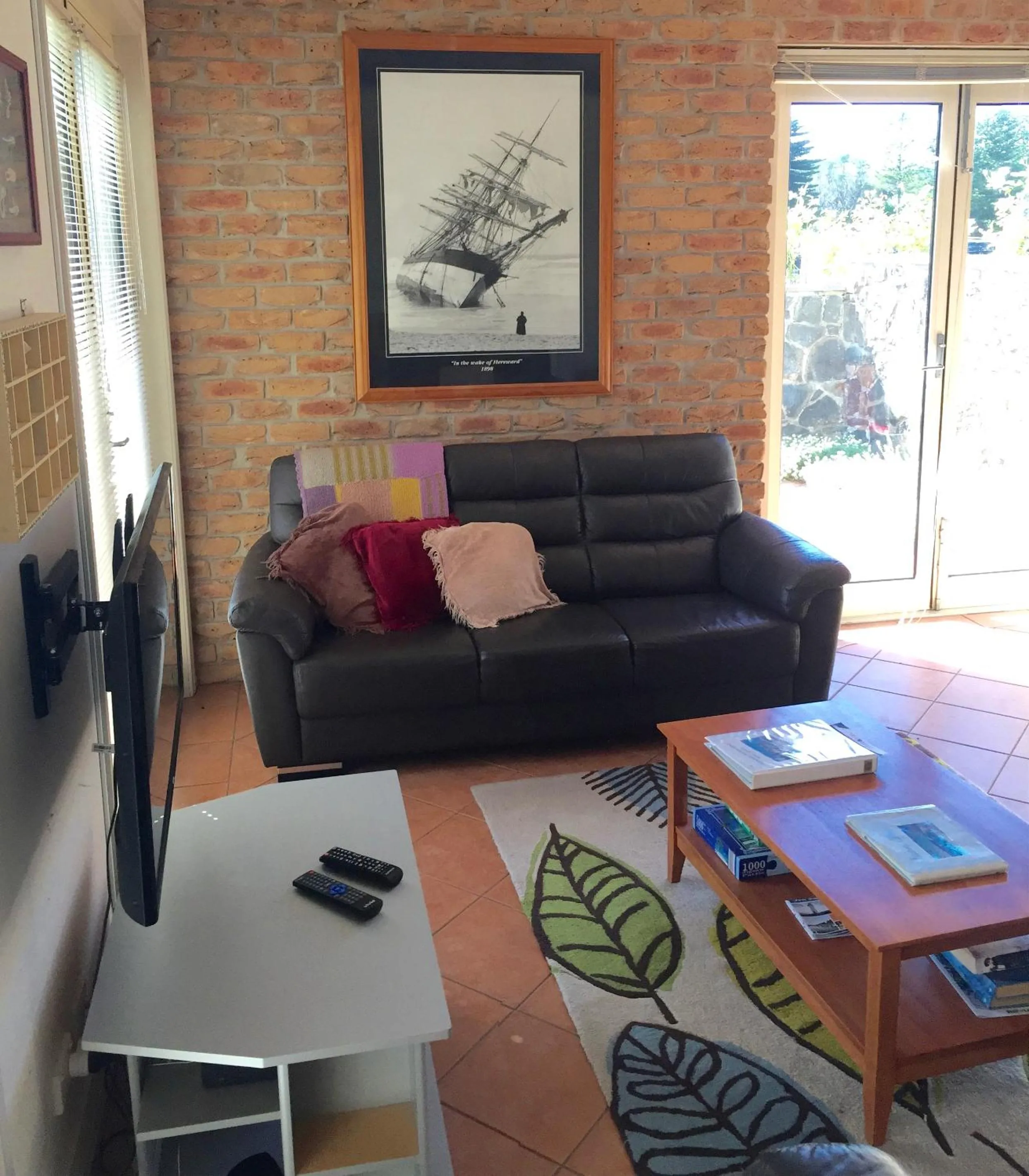 Living room in Dockside Waterfront Indulgence