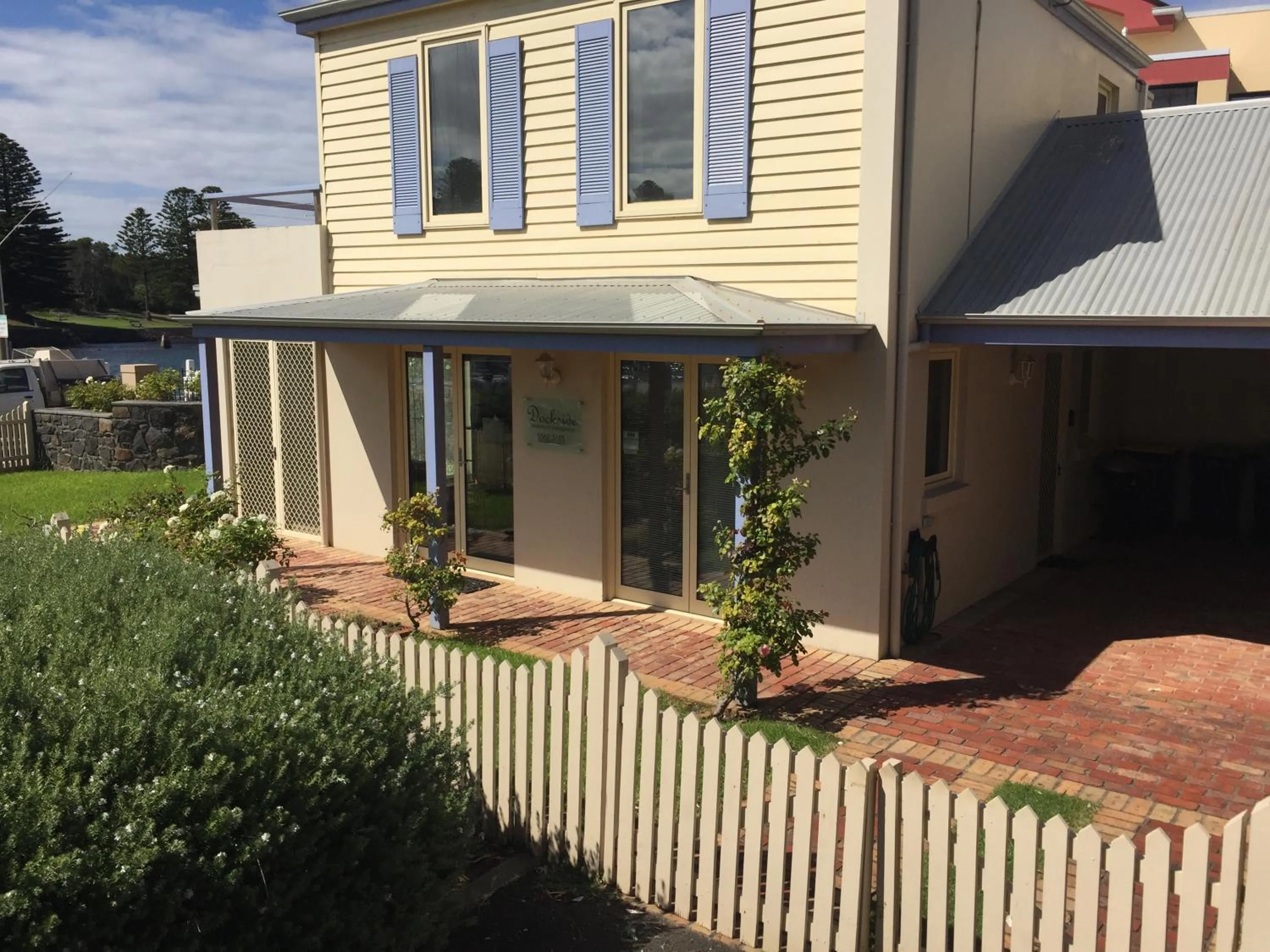 Facade/entrance in Dockside Waterfront Indulgence