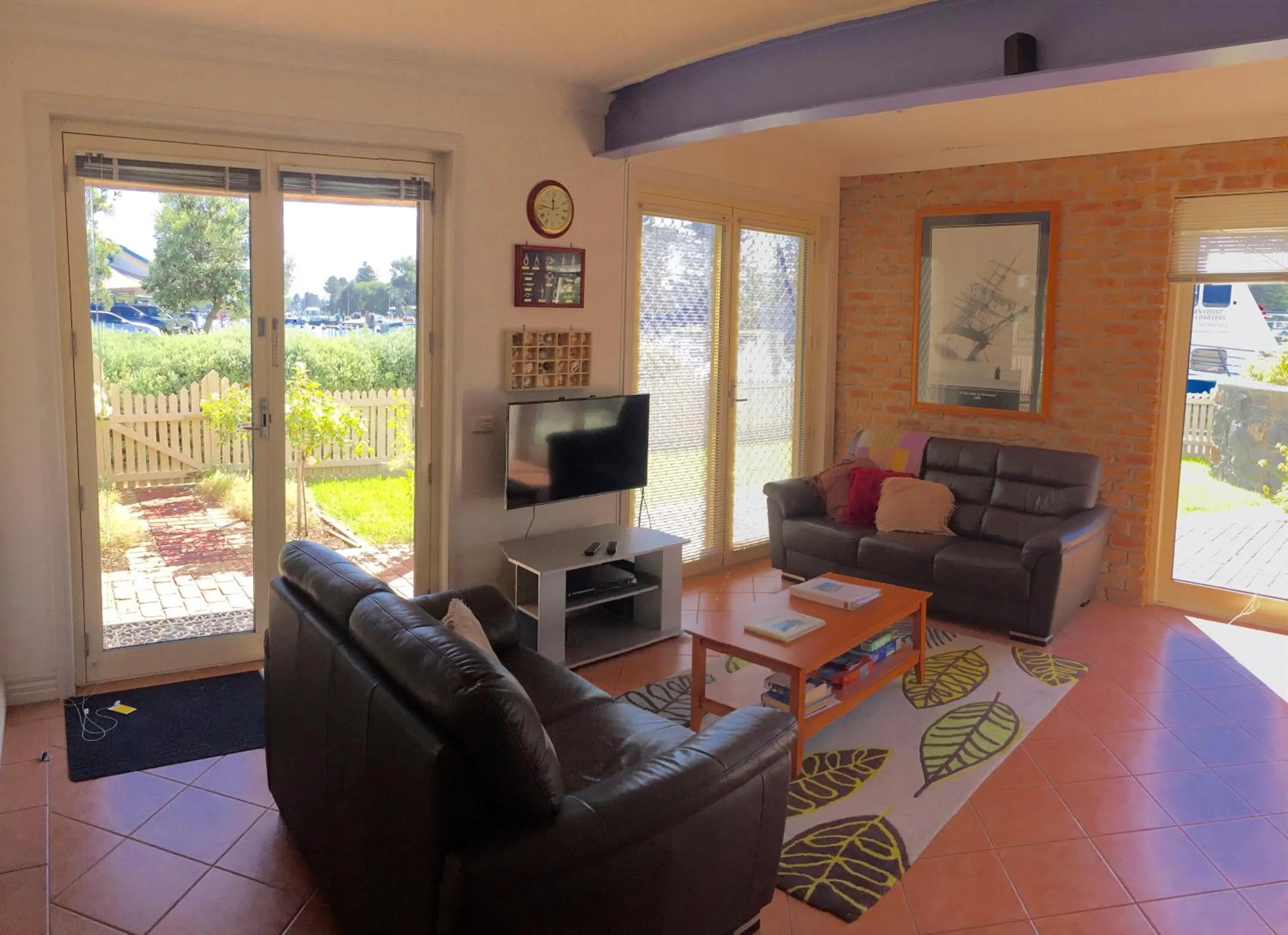Living room in Dockside Waterfront Indulgence