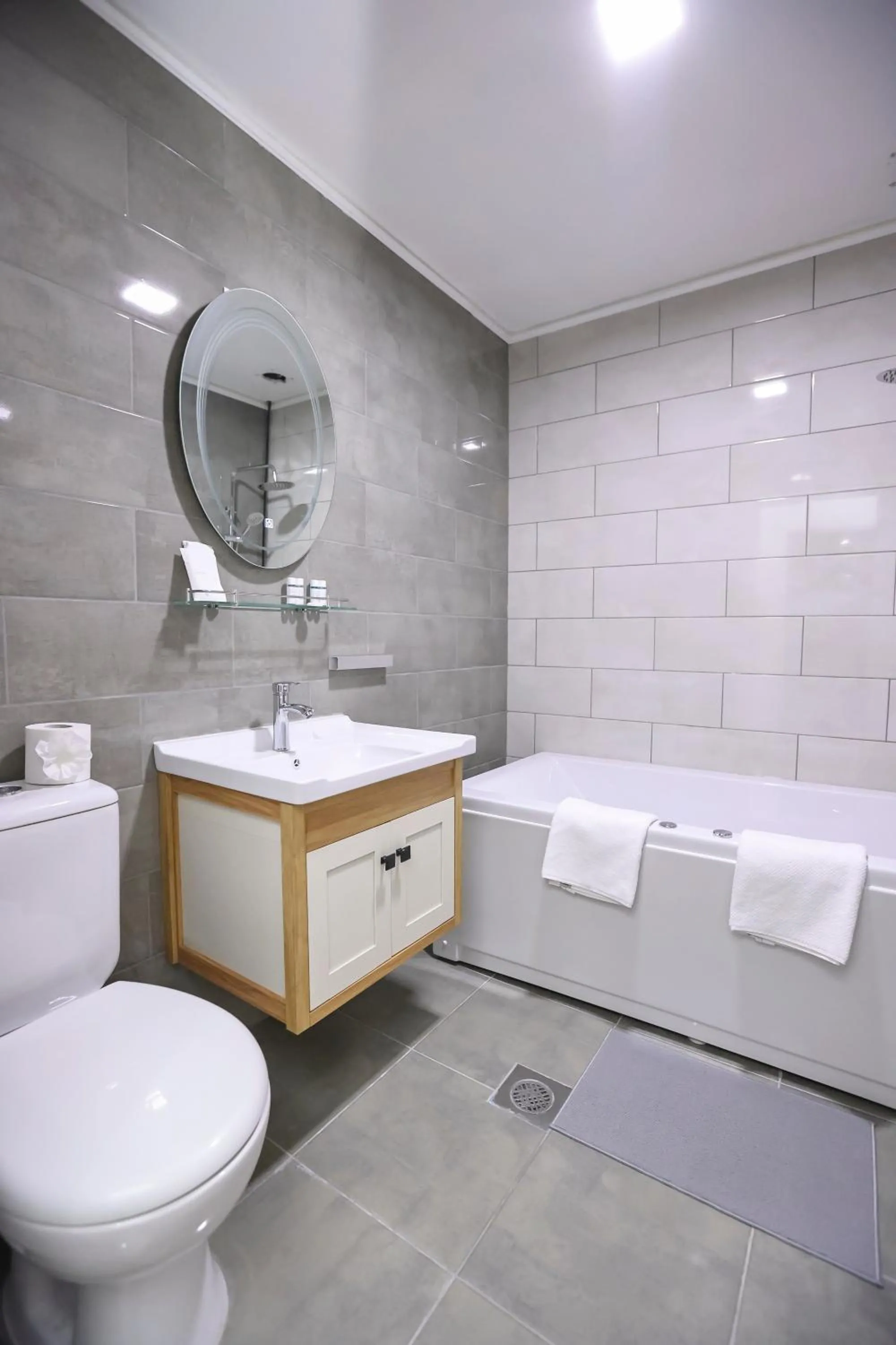 Bathroom in Hotel Riverside