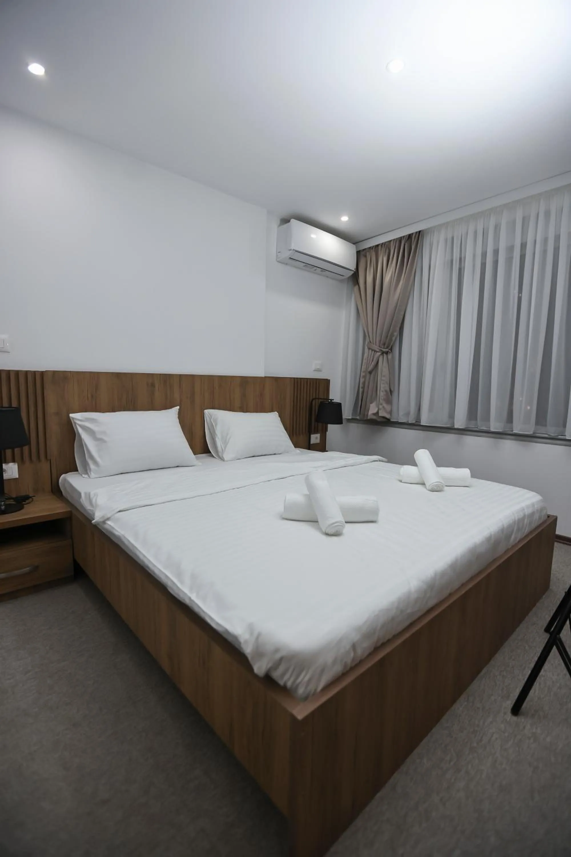 Bed in Hotel Riverside