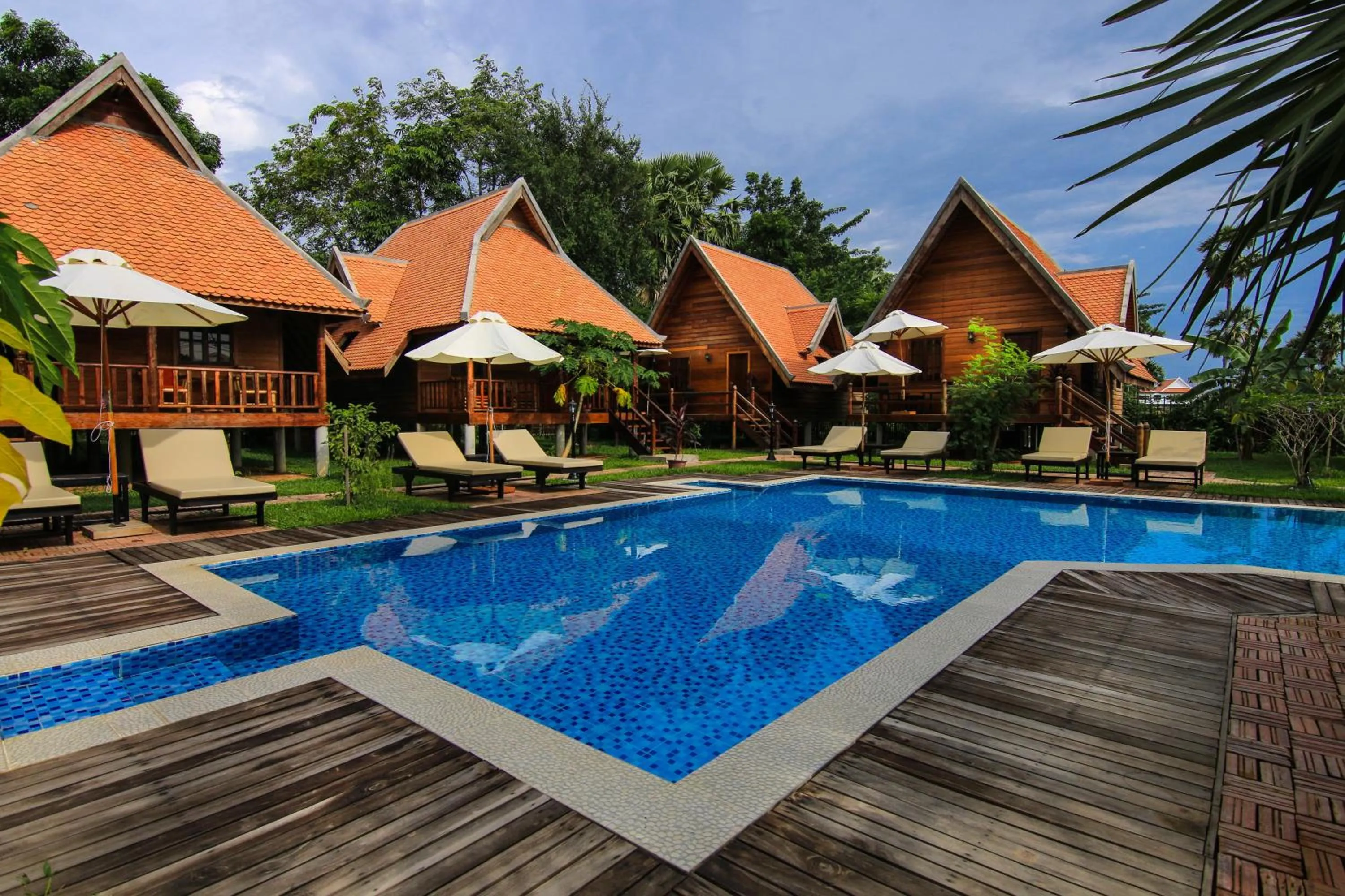 Swimming pool in Angkor Heart Bungalow