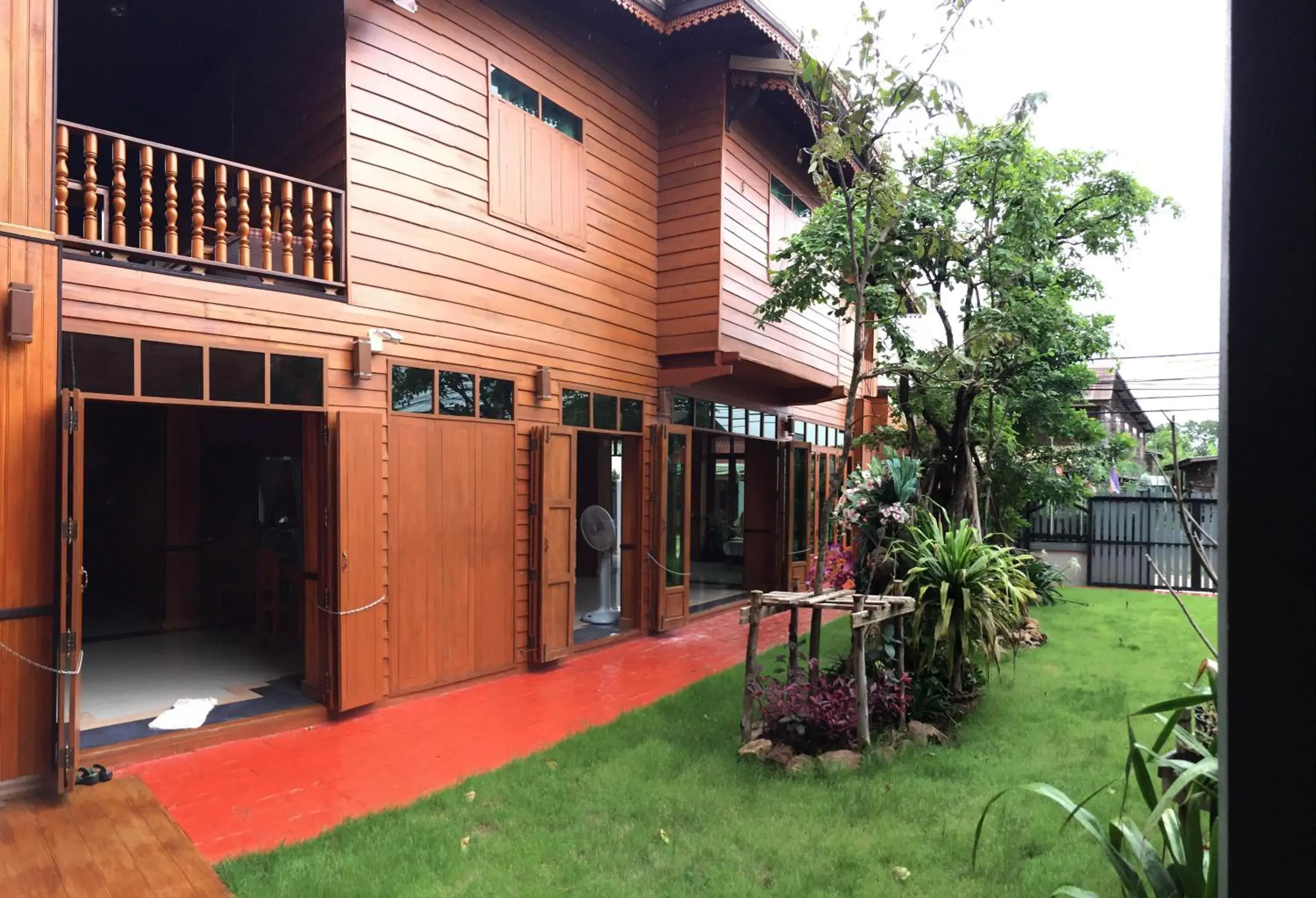 Property building in Sukhothai Garden Property building in Sukhothai Garden