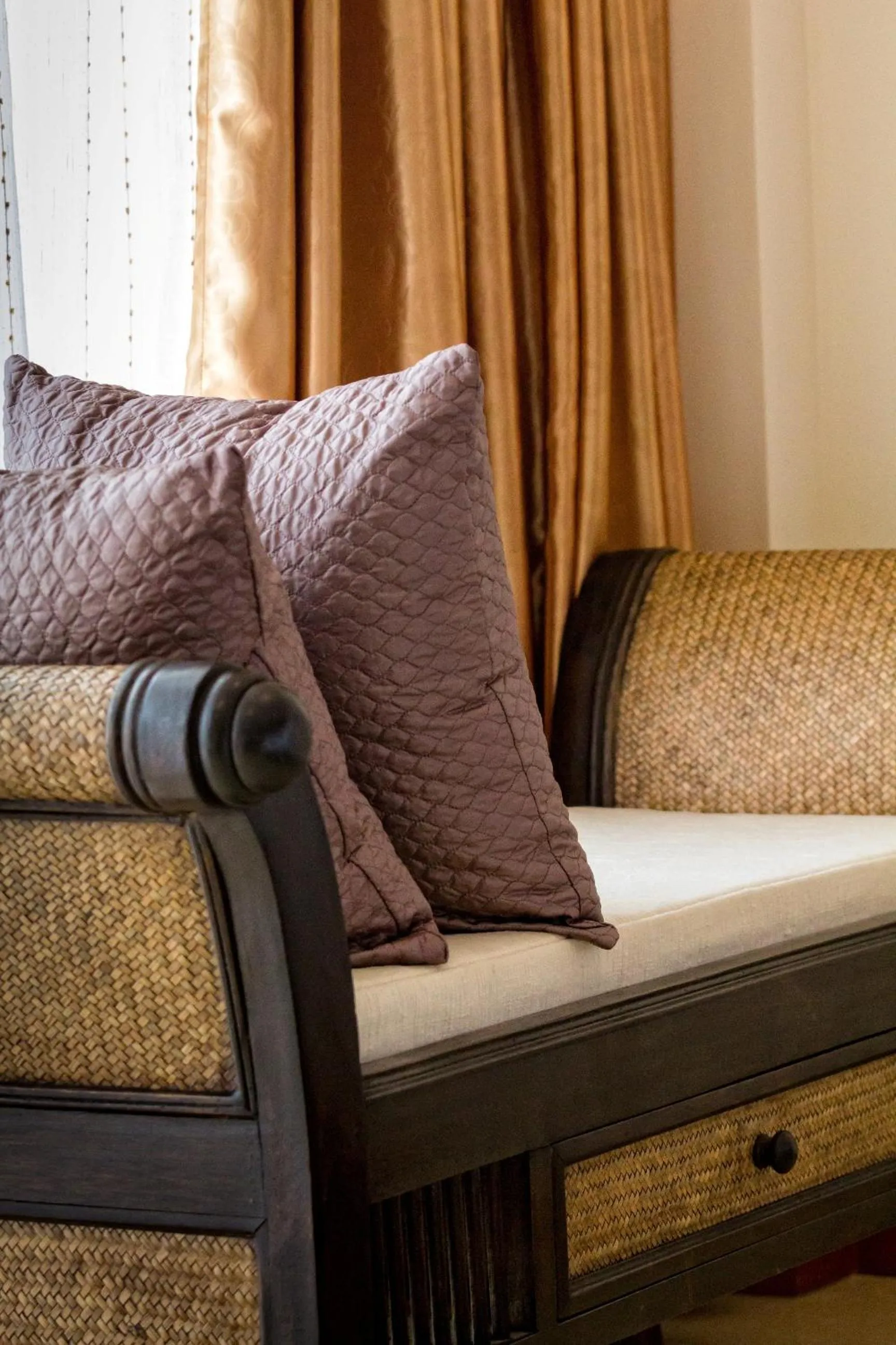 Bed in Takanta Place