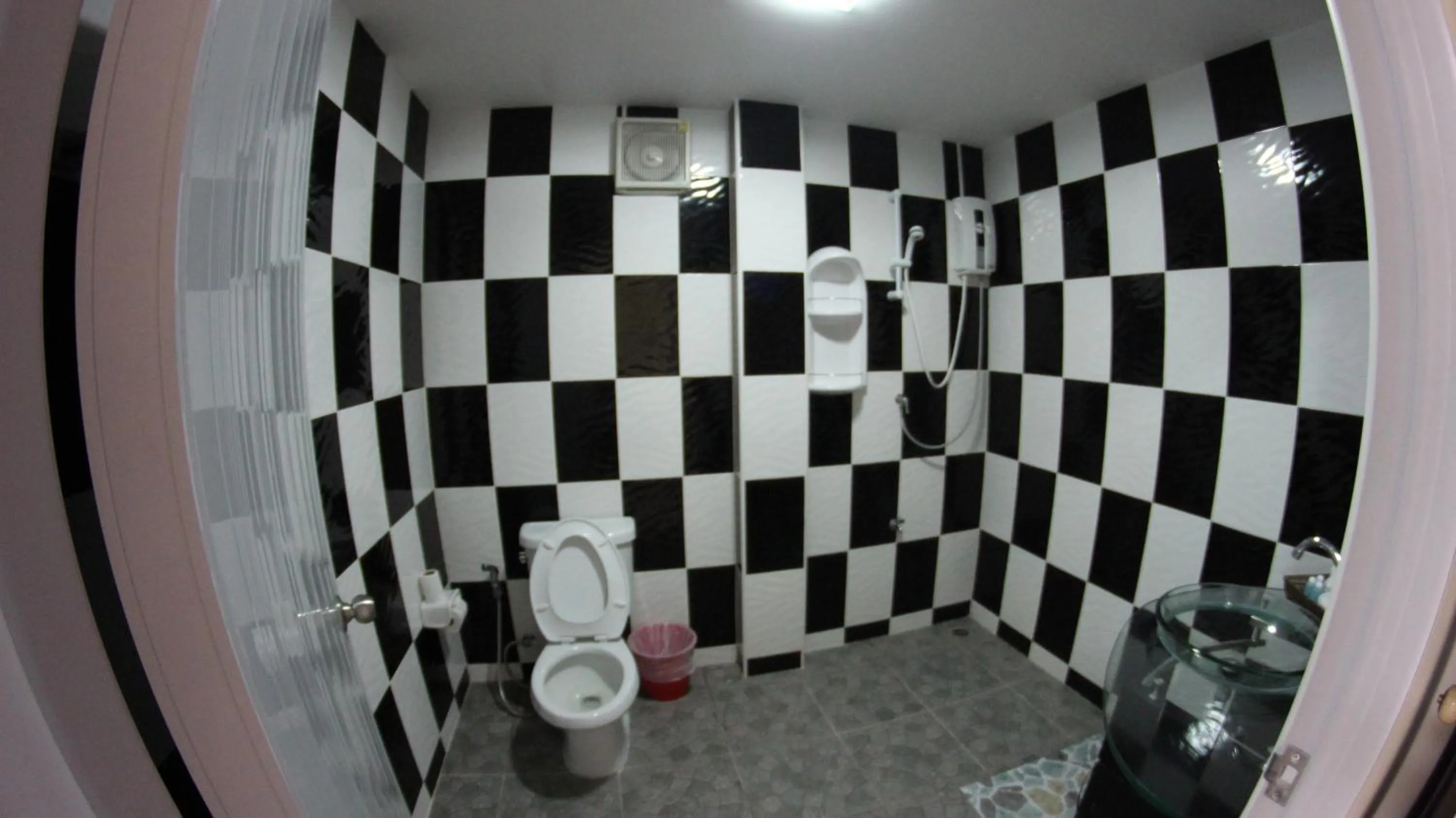 Bathroom in Tulip Inn
