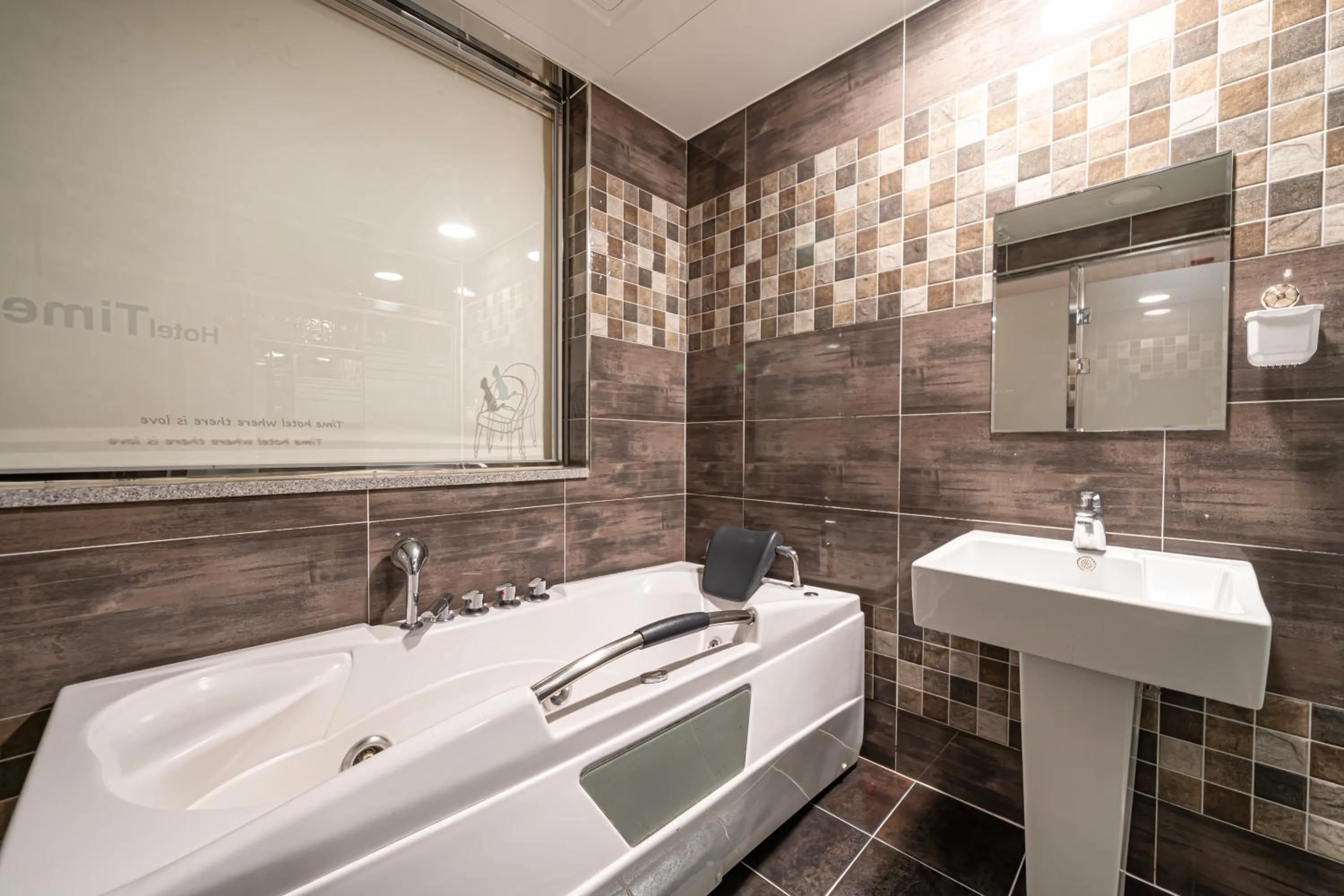 Bathroom in Time Hotel