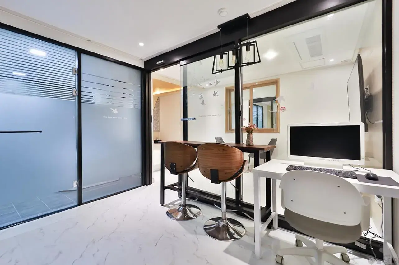 Deluxe Double Room in Time Hotel Deluxe Double Room in Time Hotel