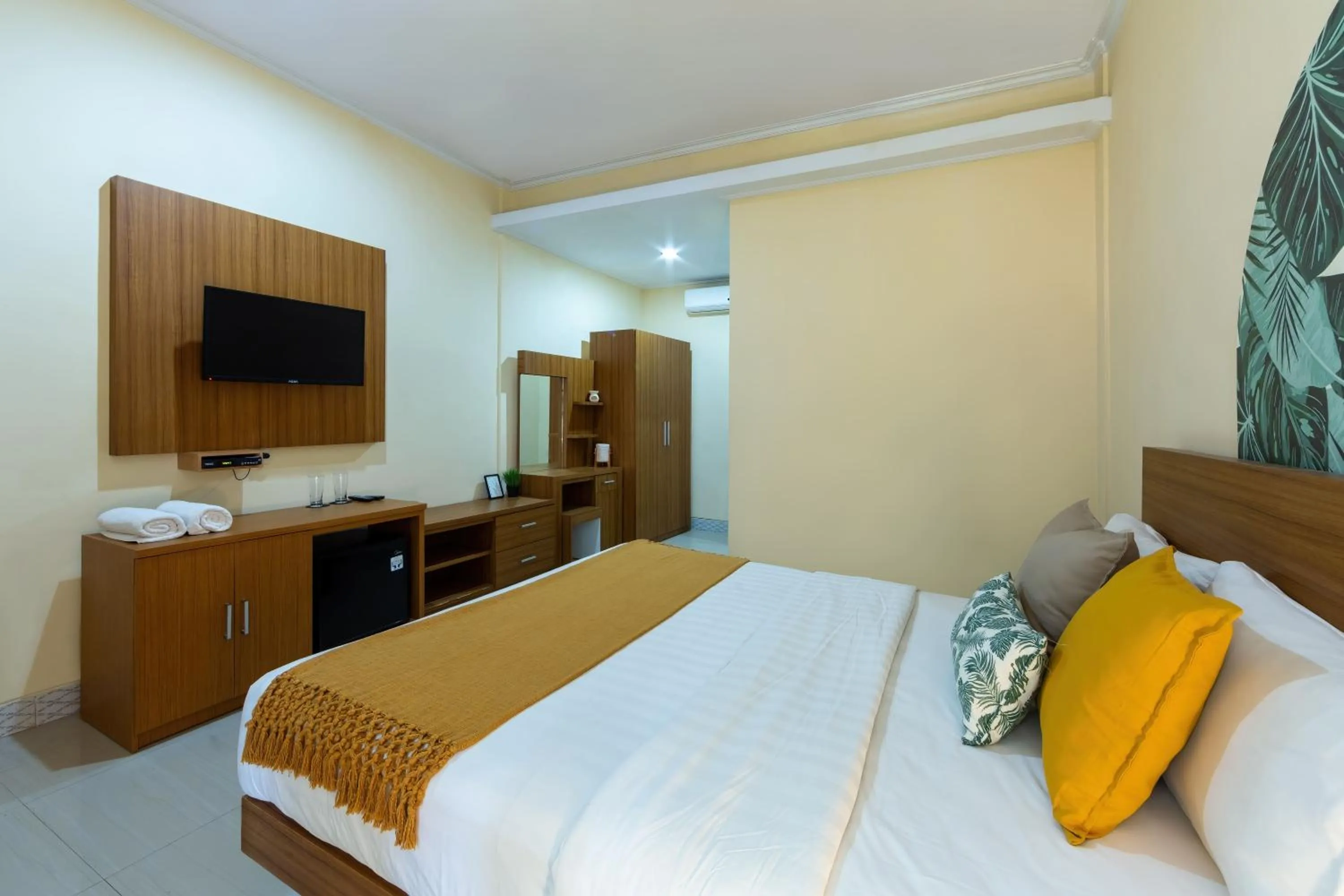 Bed in Cove Raddeyapa