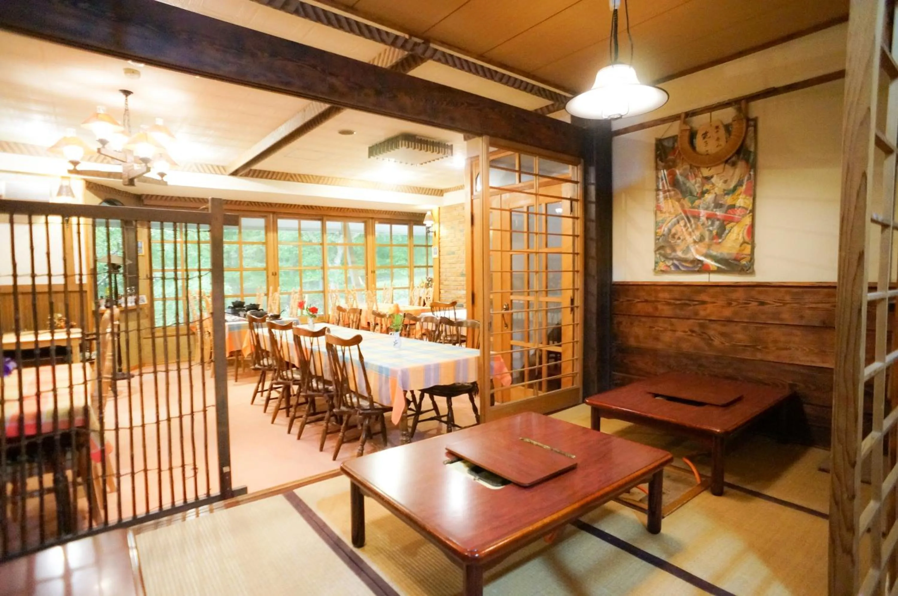 Restaurant/places to eat in Hakuba Märchen House