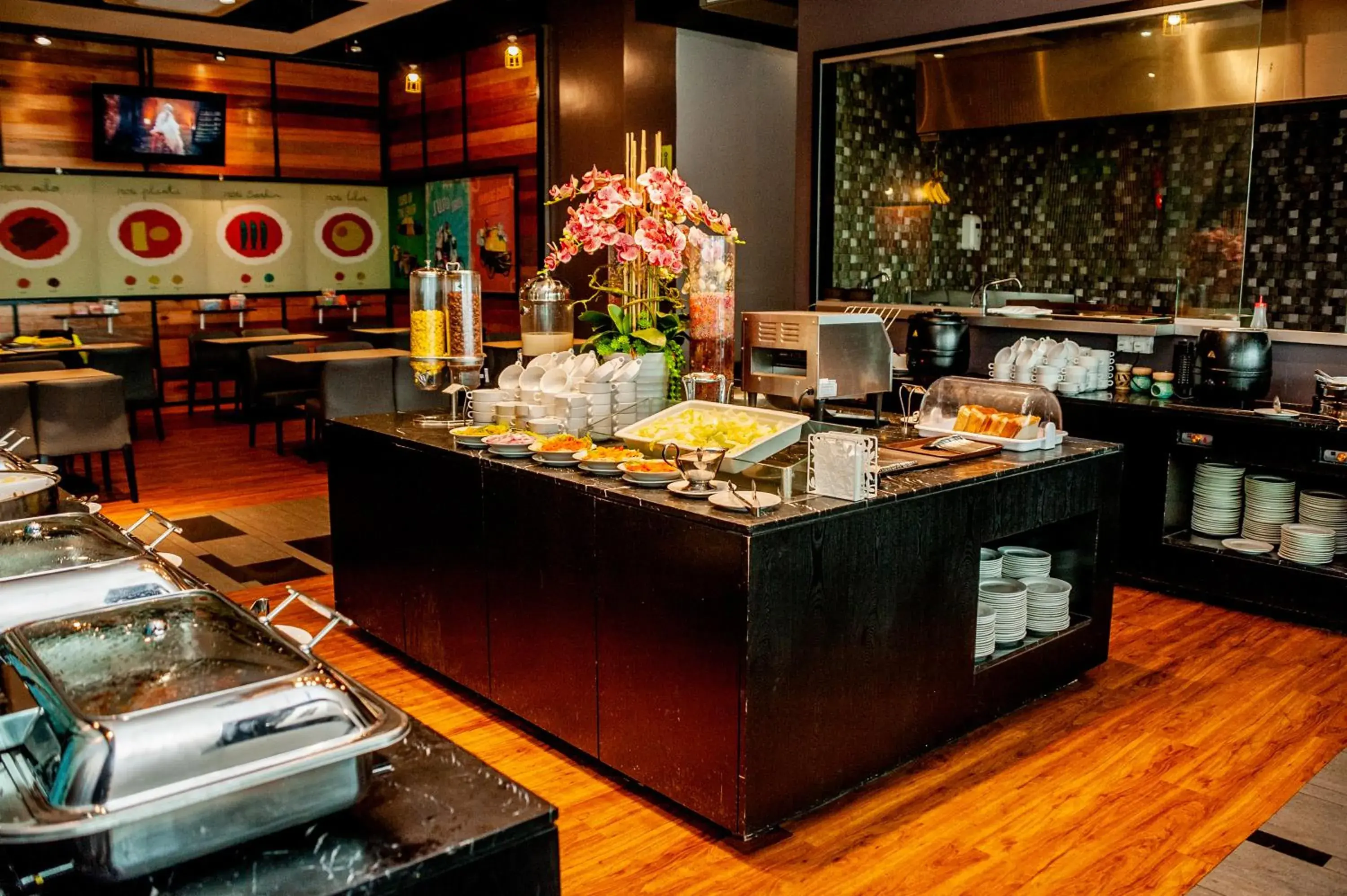 Restaurant/places to eat in KIP Hotel Restaurant/places to eat in KIP Hotel