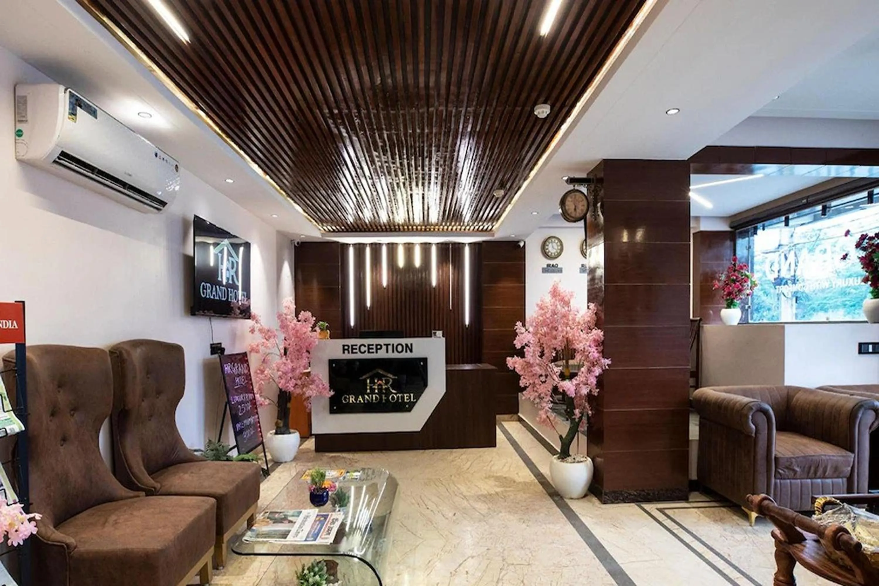 Lobby or reception in HR Grand Hotel