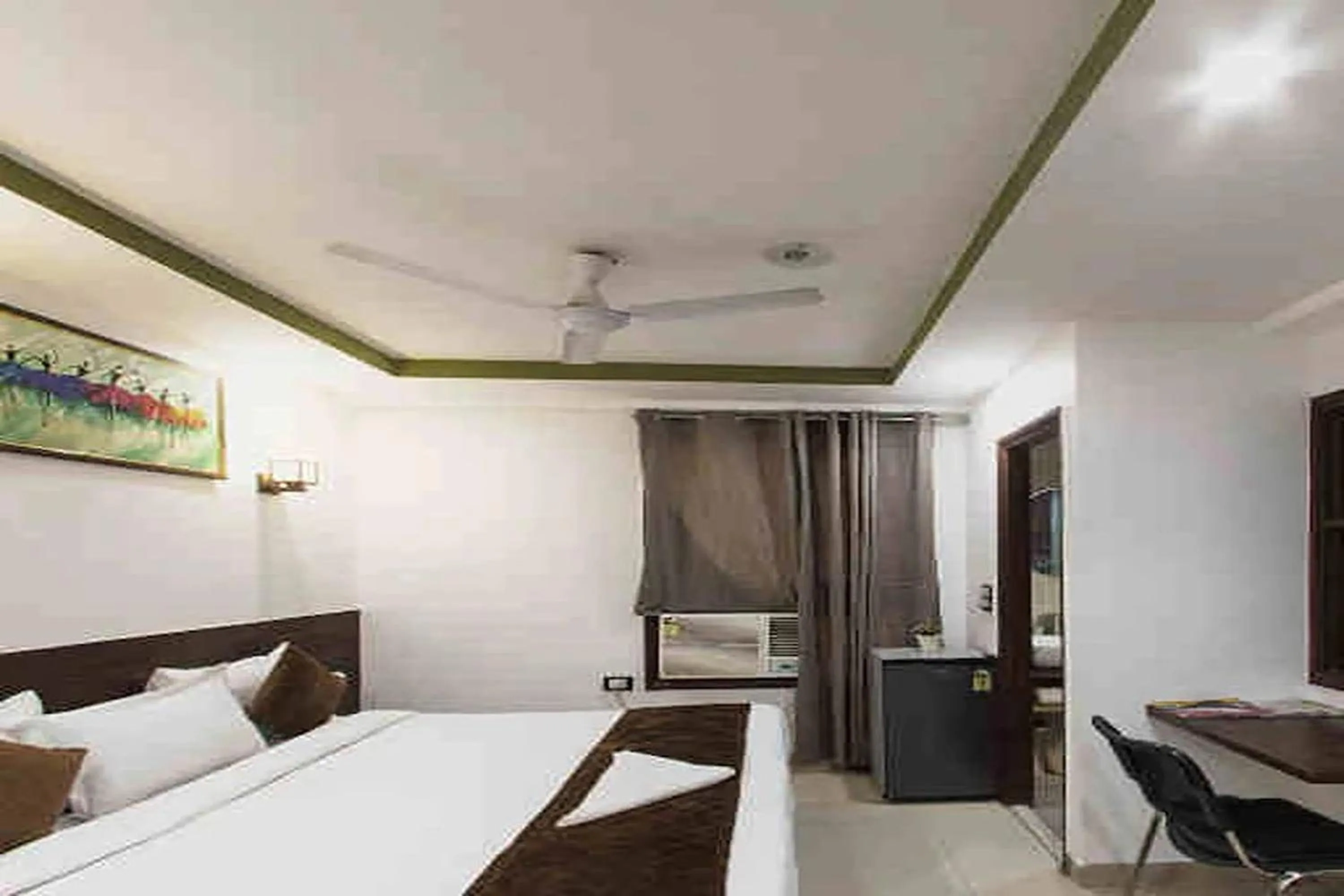 Bed in HR Grand Hotel