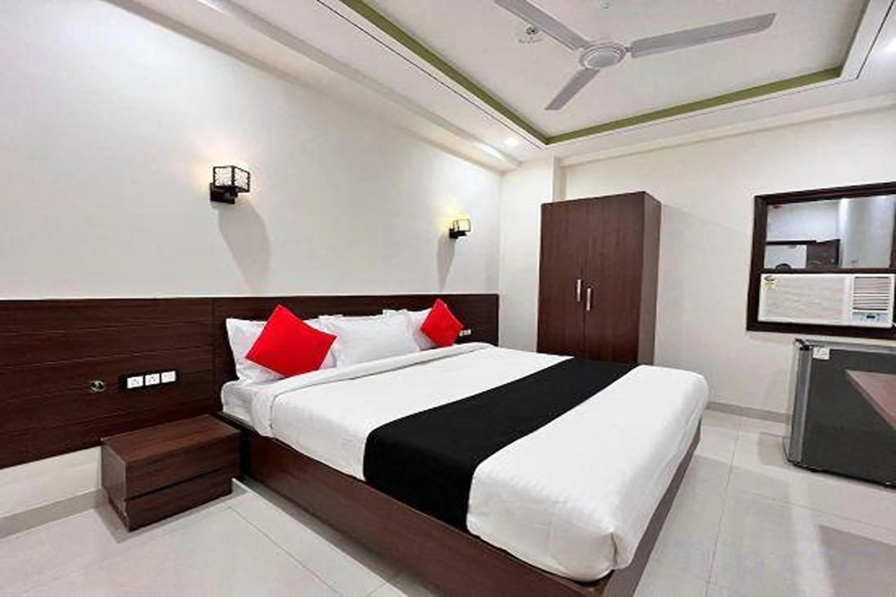 Bed in HR Grand Hotel