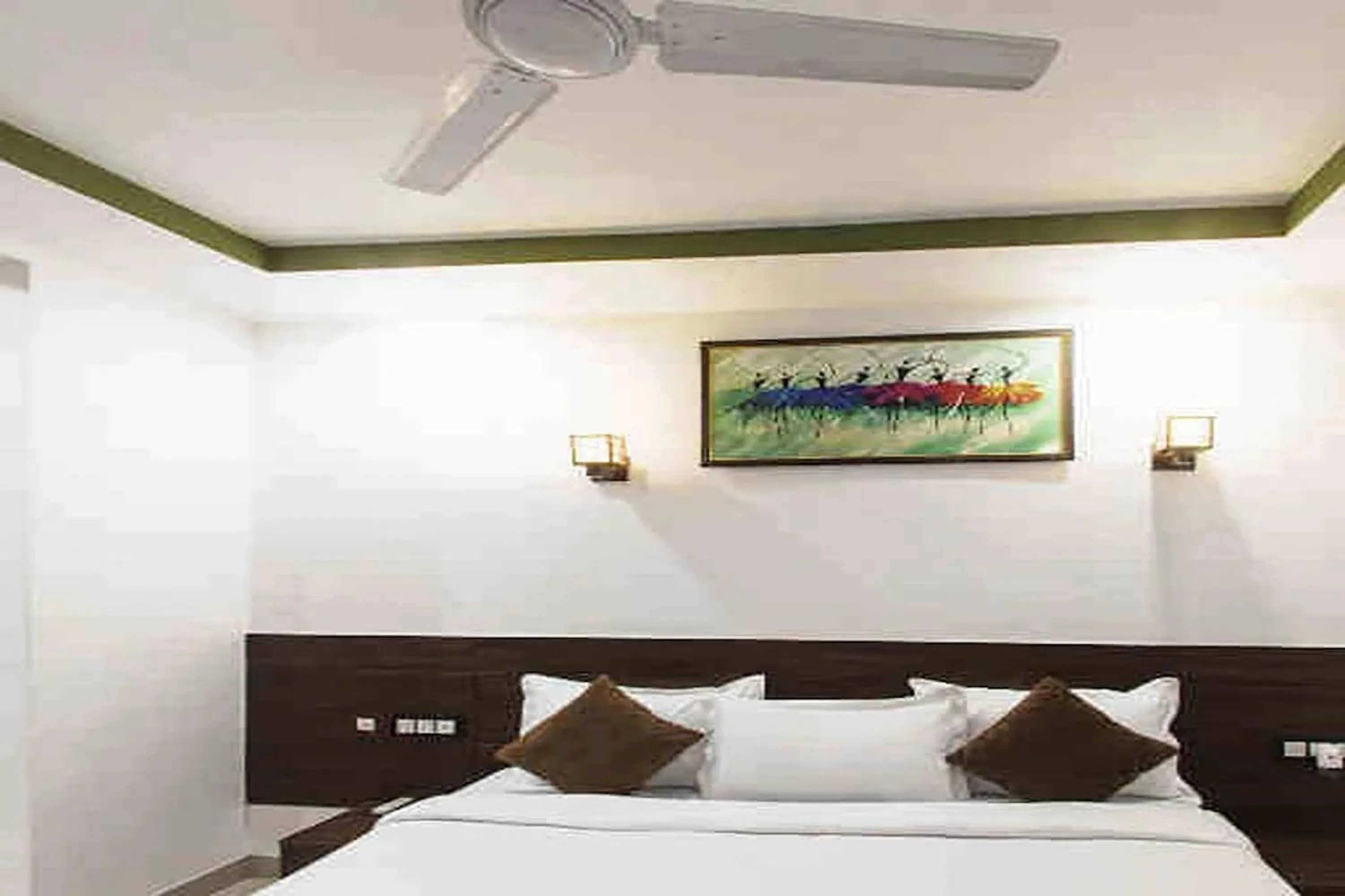 Bed in HR Grand Hotel