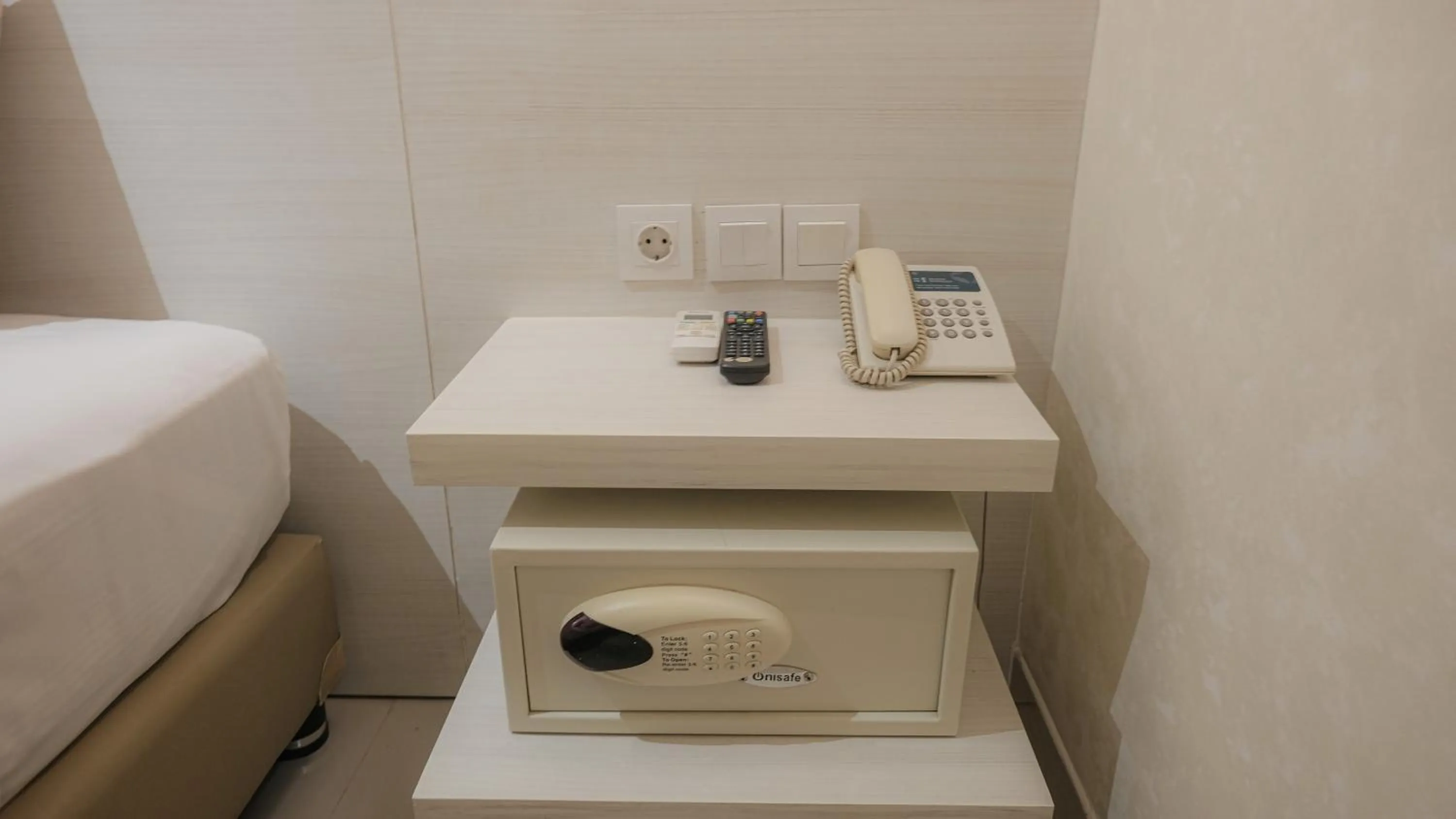 The Win Hotel Surabaya