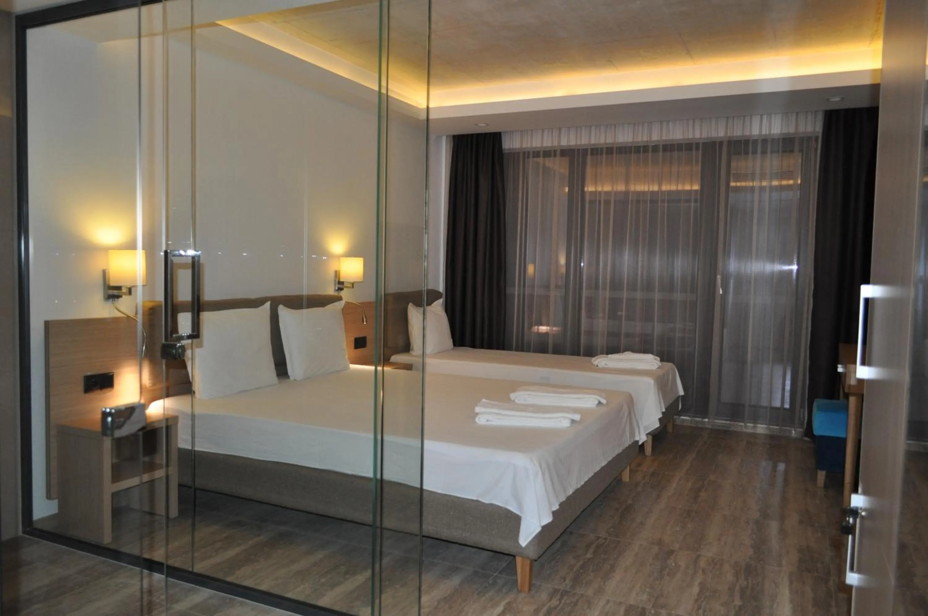 Photo of the whole room, Bed in Hotel Tyulenovo