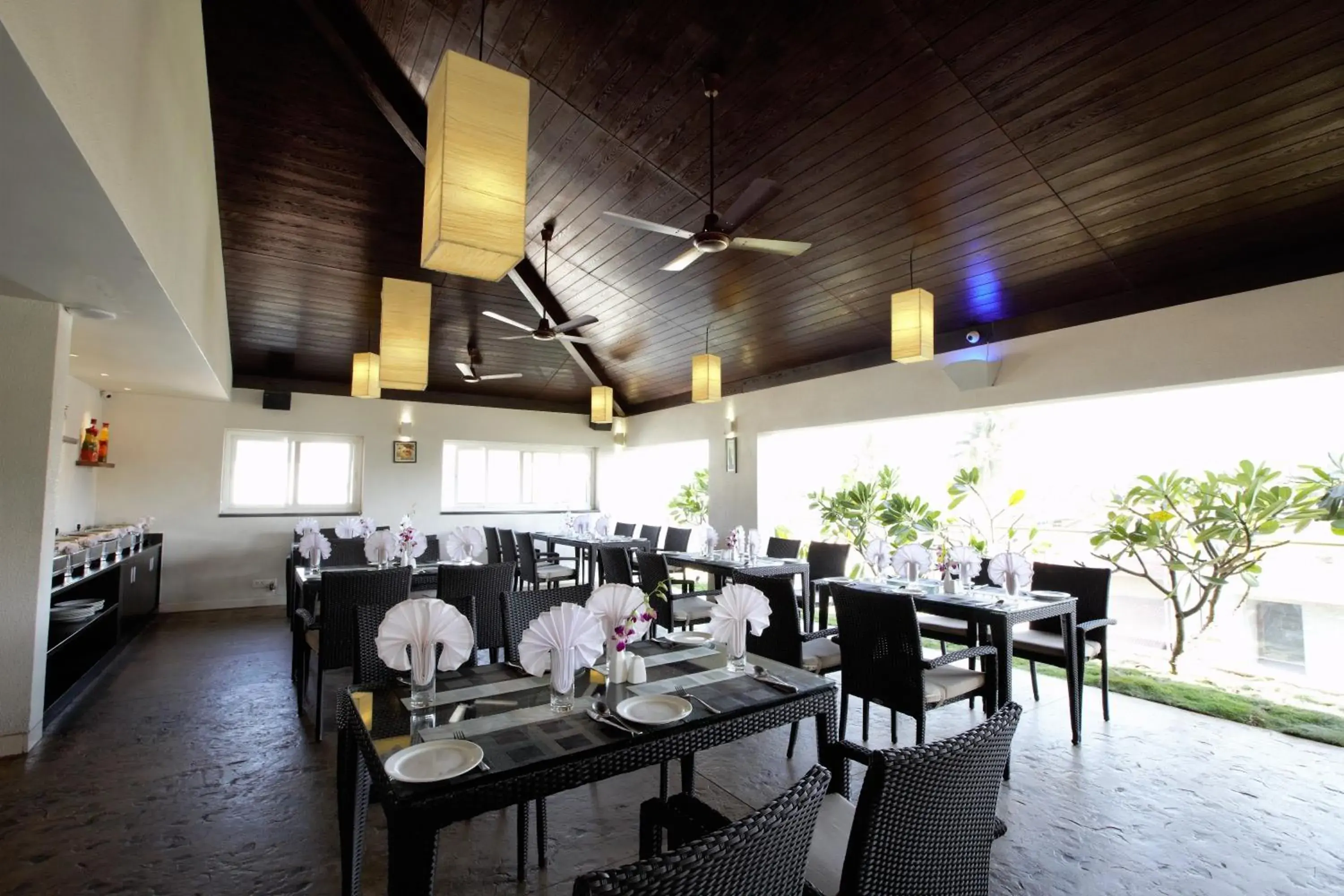 Restaurant/places to eat in Temple Tree Hotel Restaurant/places to eat in Temple Tree Hotel