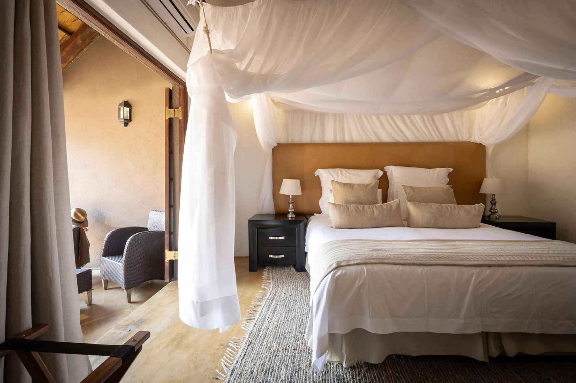 Bed in Karongwe- Shiduli Safari Lodge