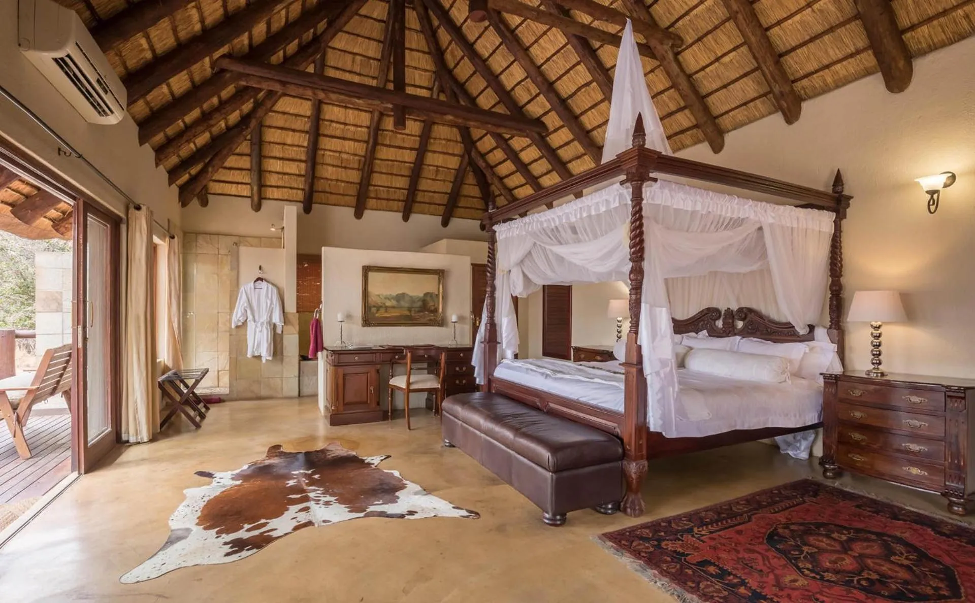 Bed in Karongwe- Shiduli Safari Lodge