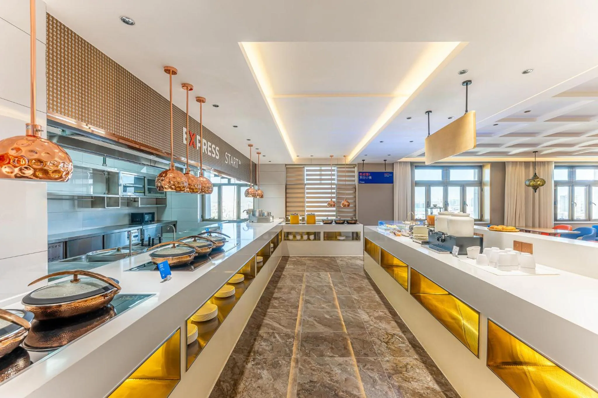 Restaurant/places to eat in Holiday Inn Express Kashgar Downtown by IHG