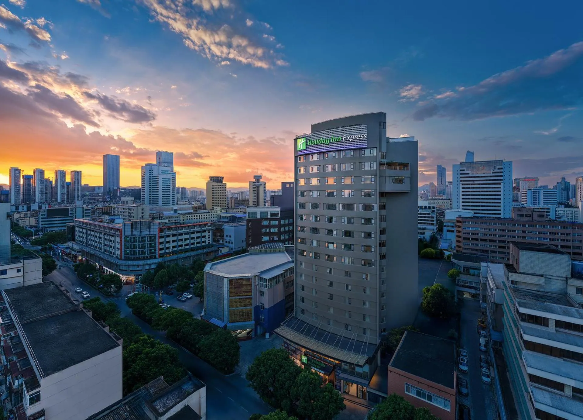 Holiday Inn Express Kunming Railway Station by IHG