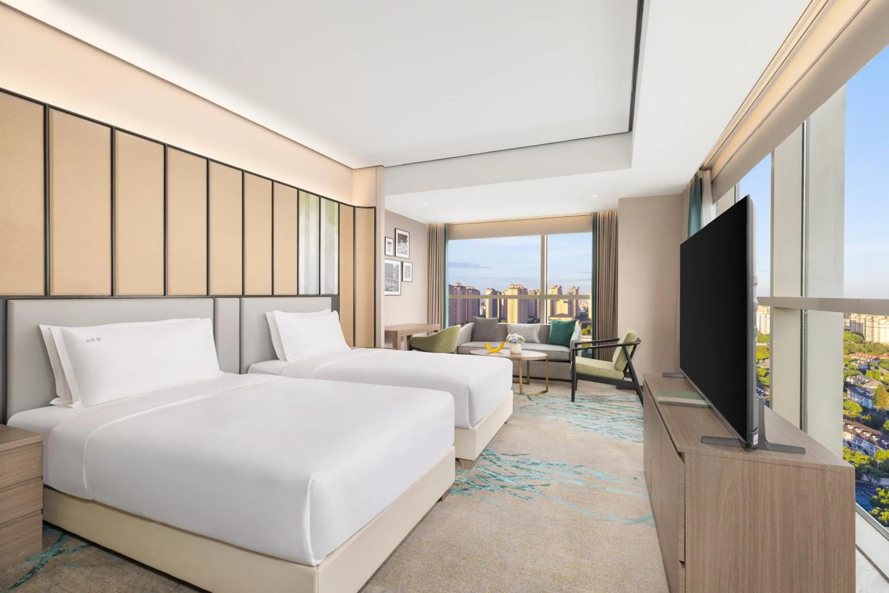 Photo of the whole room, Bed in Holiday Inn Shanghai Minhang Center by IHG
