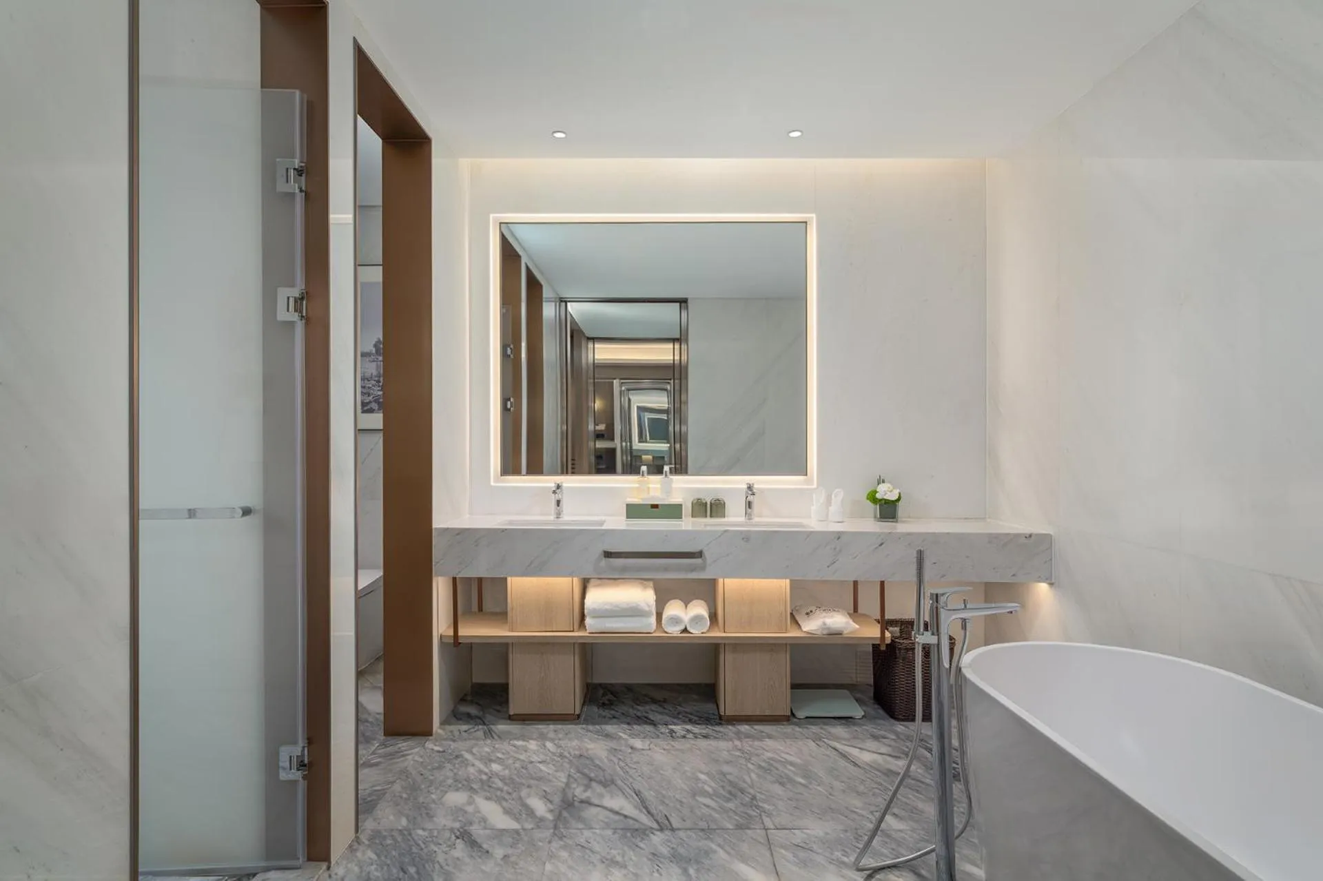 Bathroom in Holiday Inn Jinan Thousand Buddha Mountain by IHG