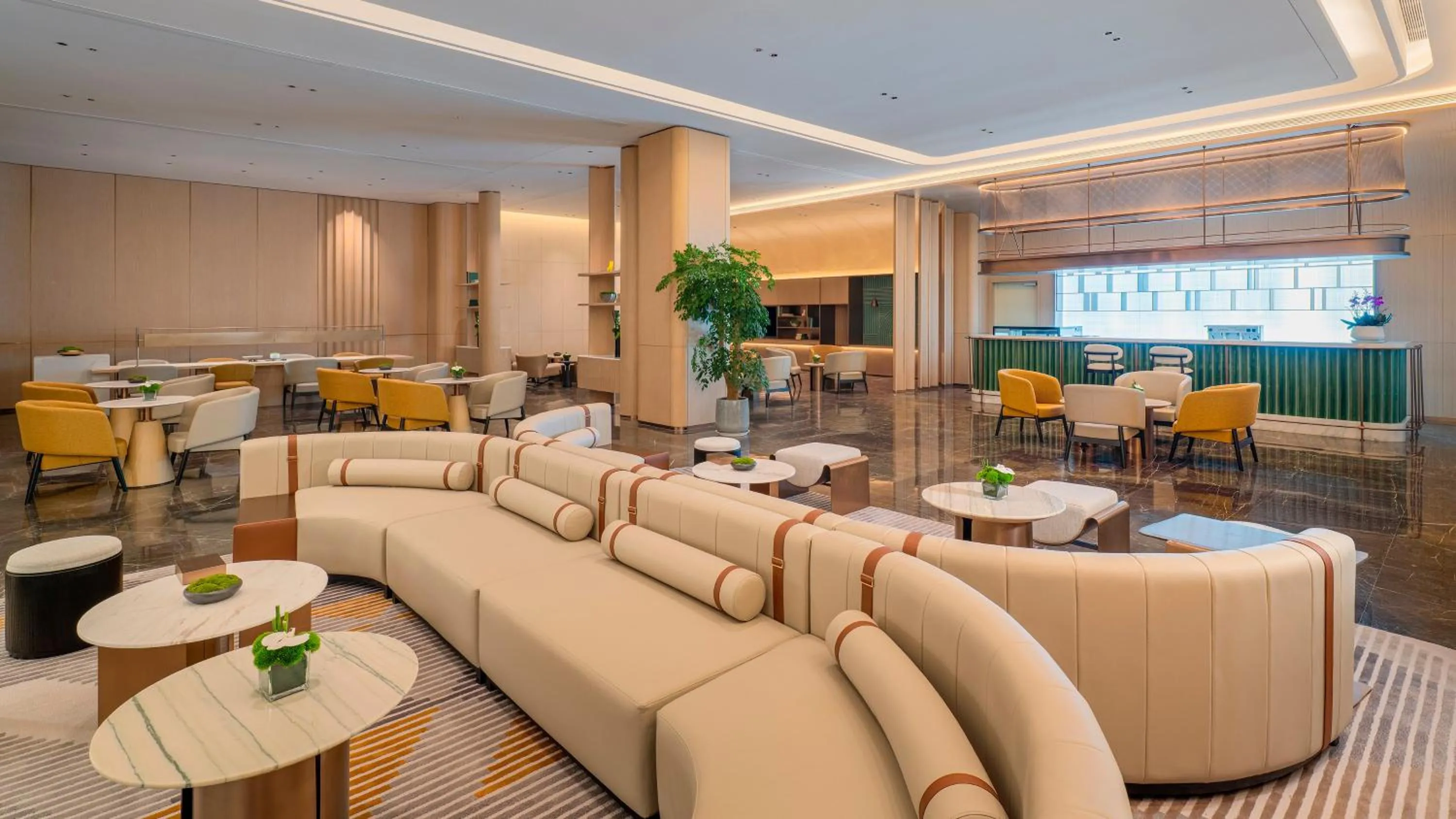 Lounge or bar in Holiday Inn Jinan Thousand Buddha Mountain by IHG