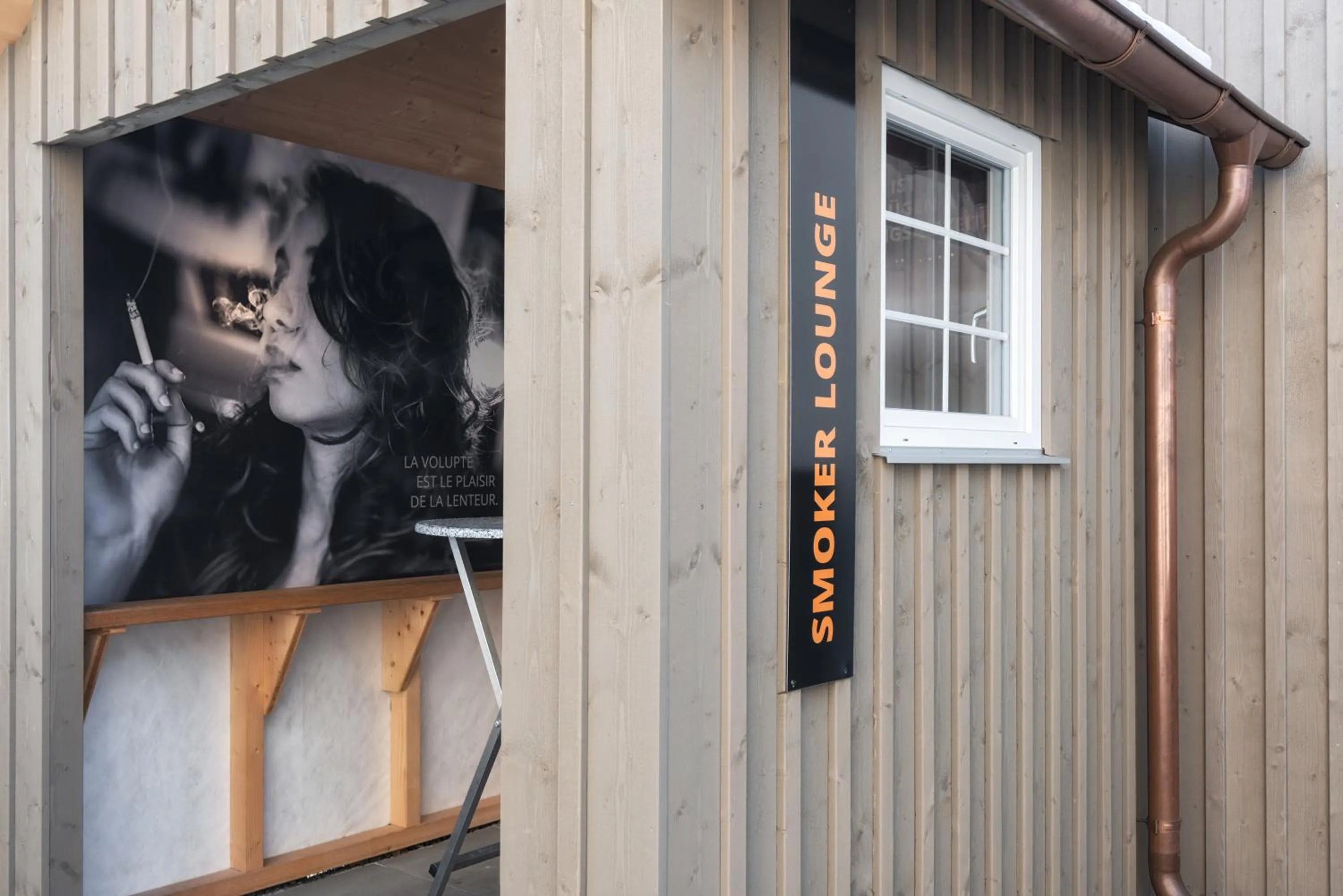 Decorative detail in Hotel one66 (free parking garage)