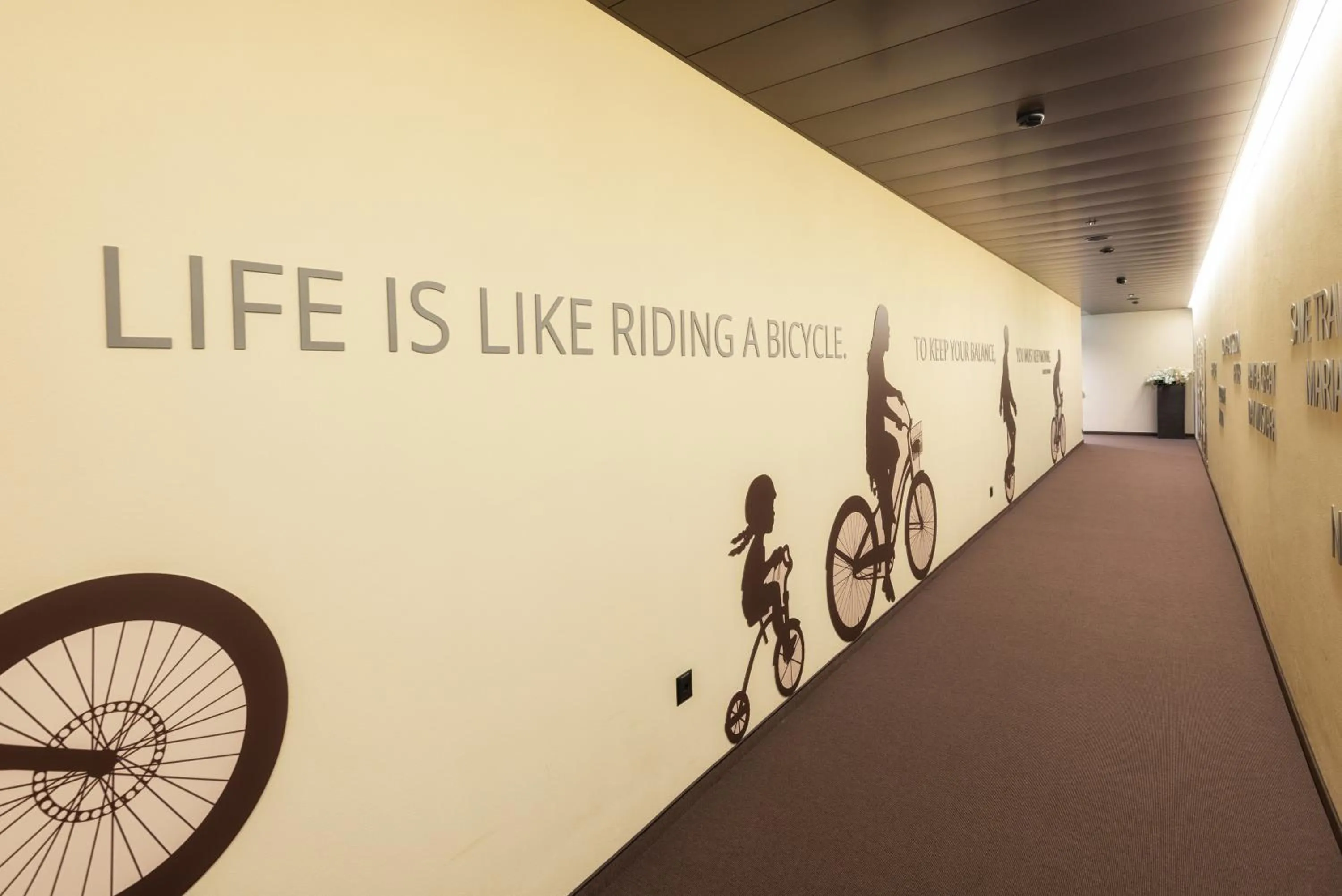 Decorative detail in Hotel one66 (free parking garage)