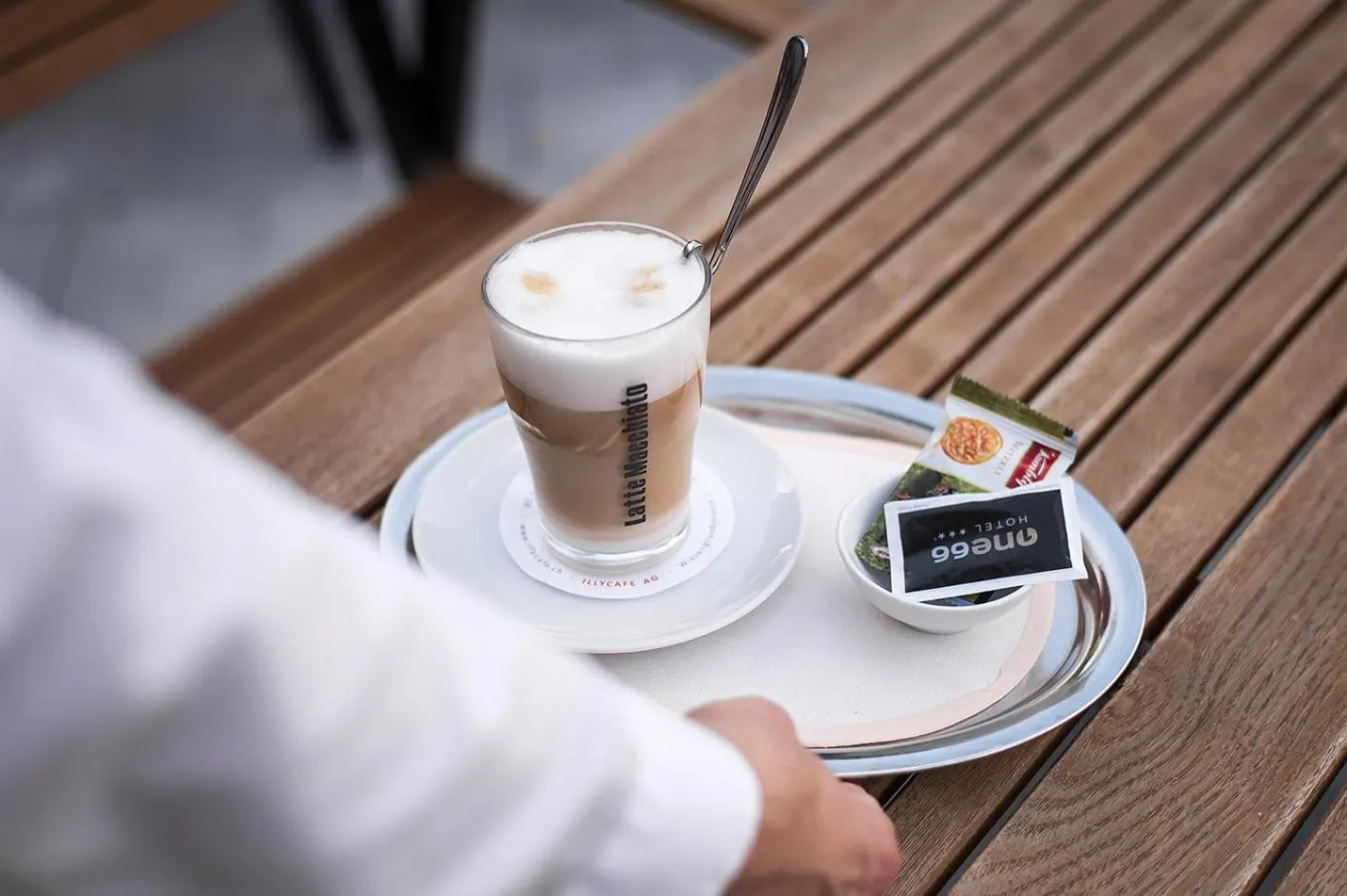 Lounge or bar in Hotel one66 (free parking garage)